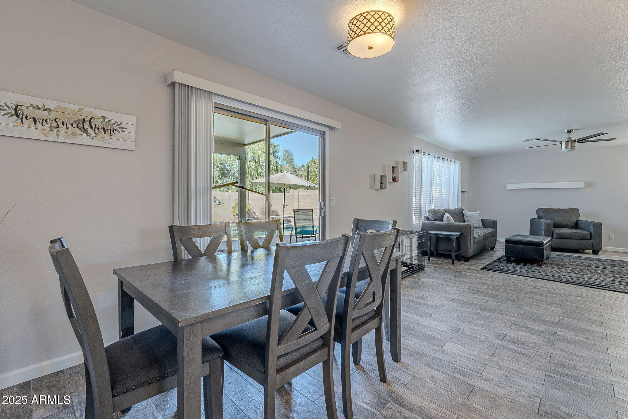 1896 S PORTER Street