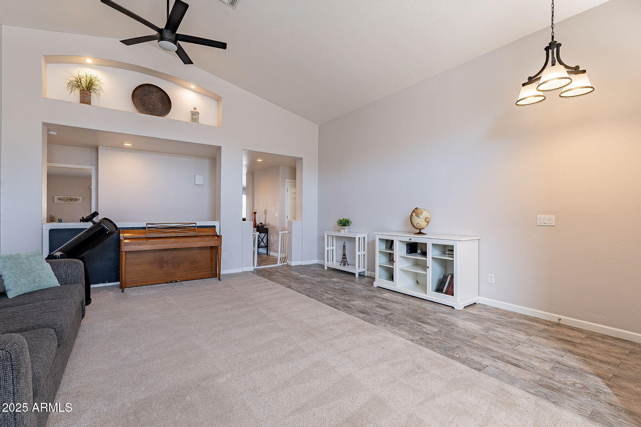 1896 S PORTER Street