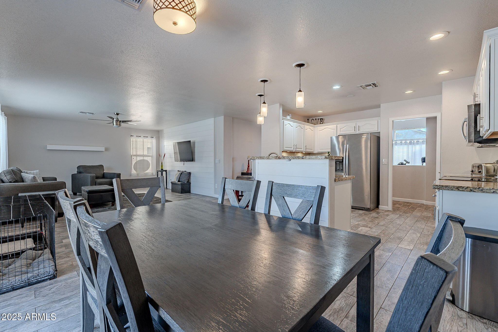 1896 S PORTER Street