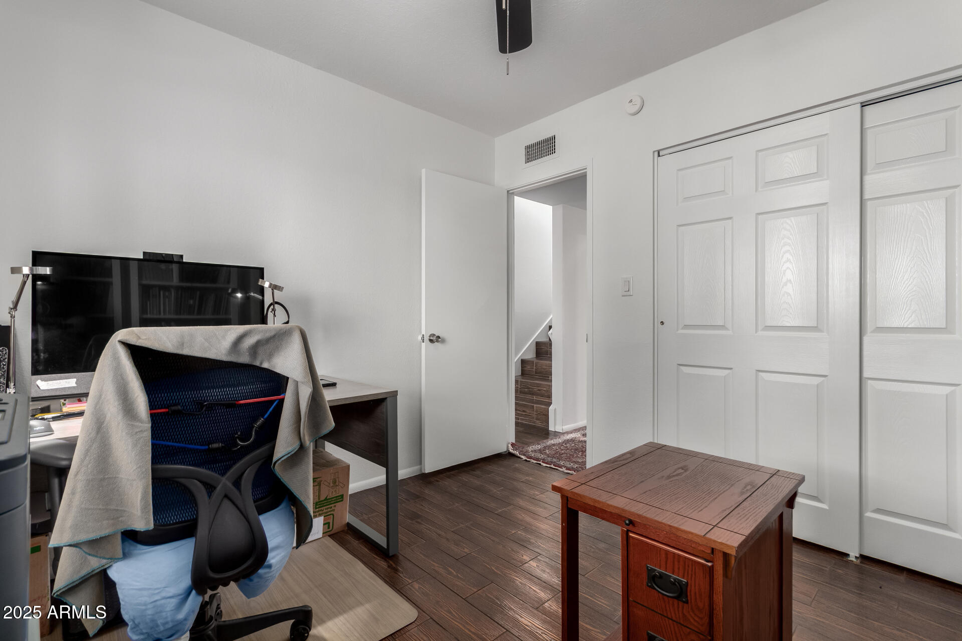 1725 W MARLETTE Avenue