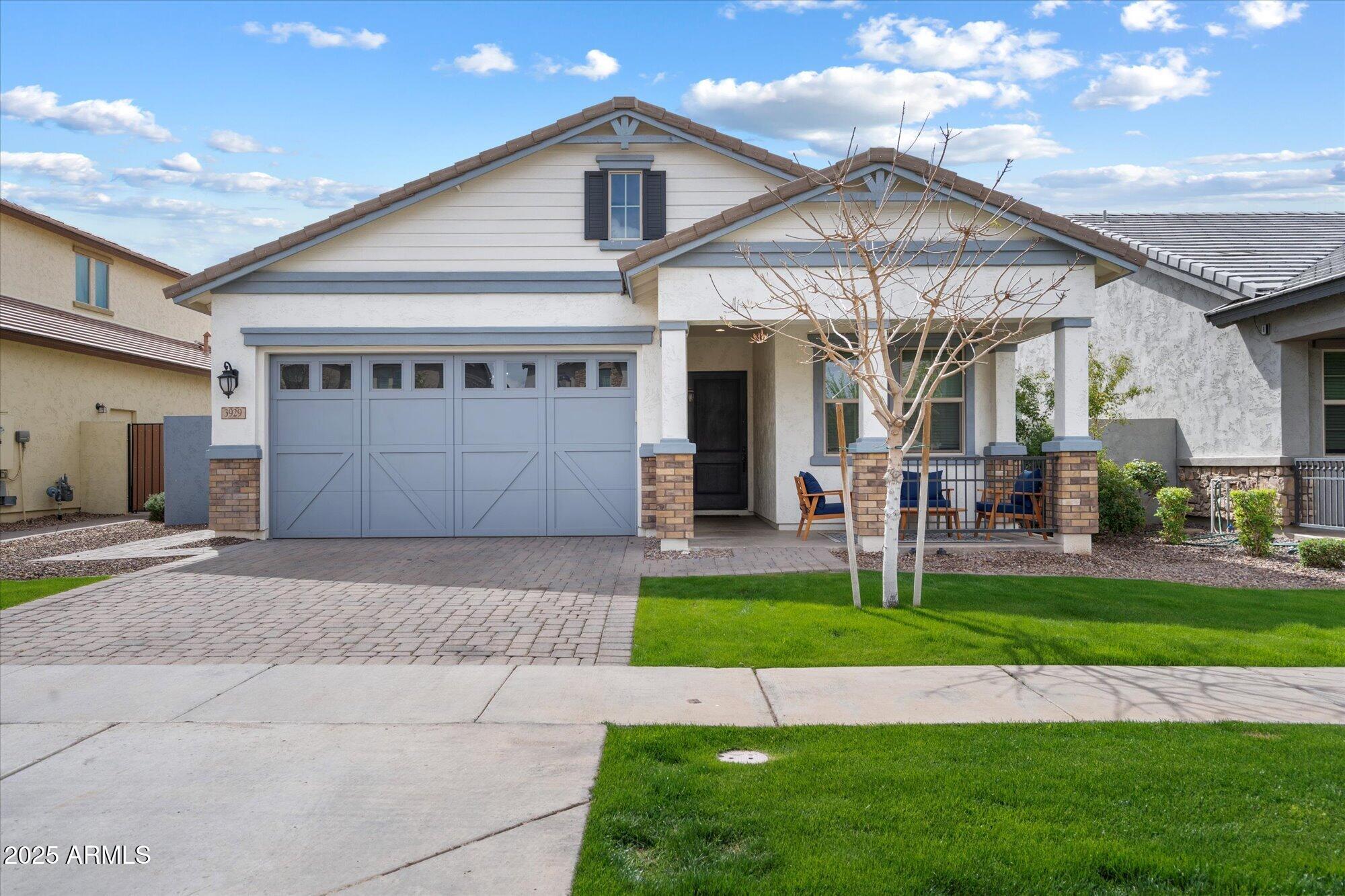 3929 E APPALOOSA Road