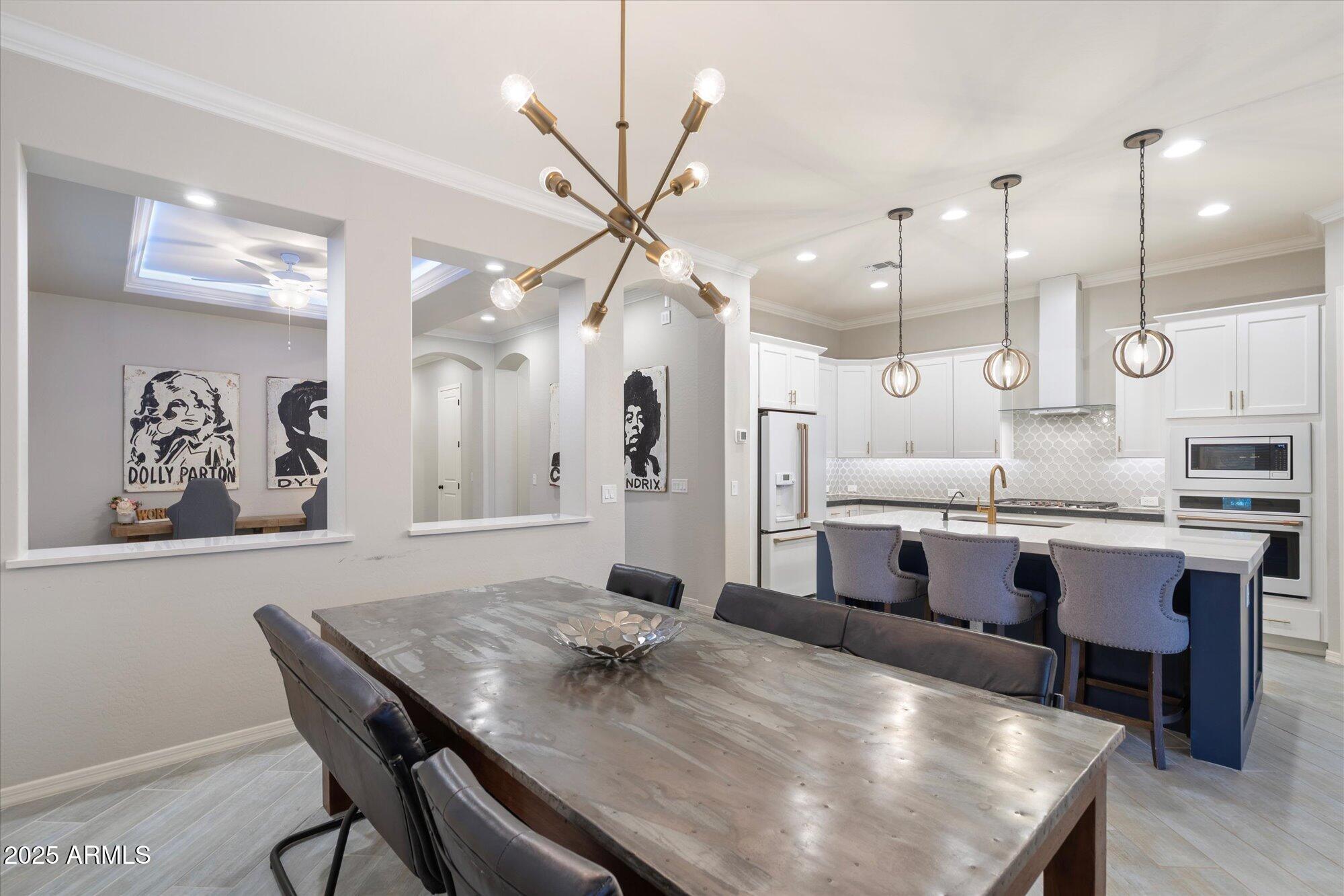 3929 E APPALOOSA Road