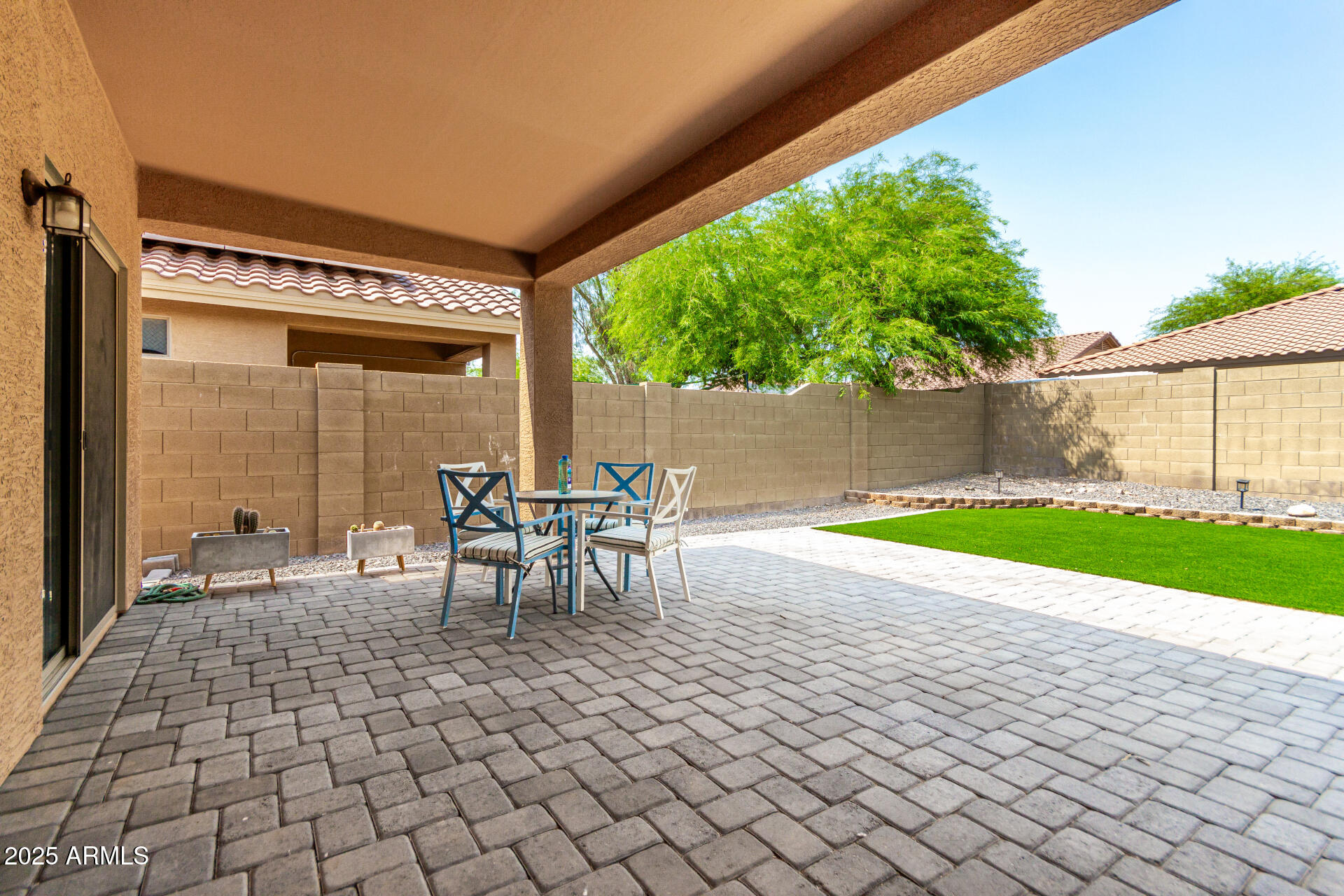 39739 N CROSS TIMBERS Way