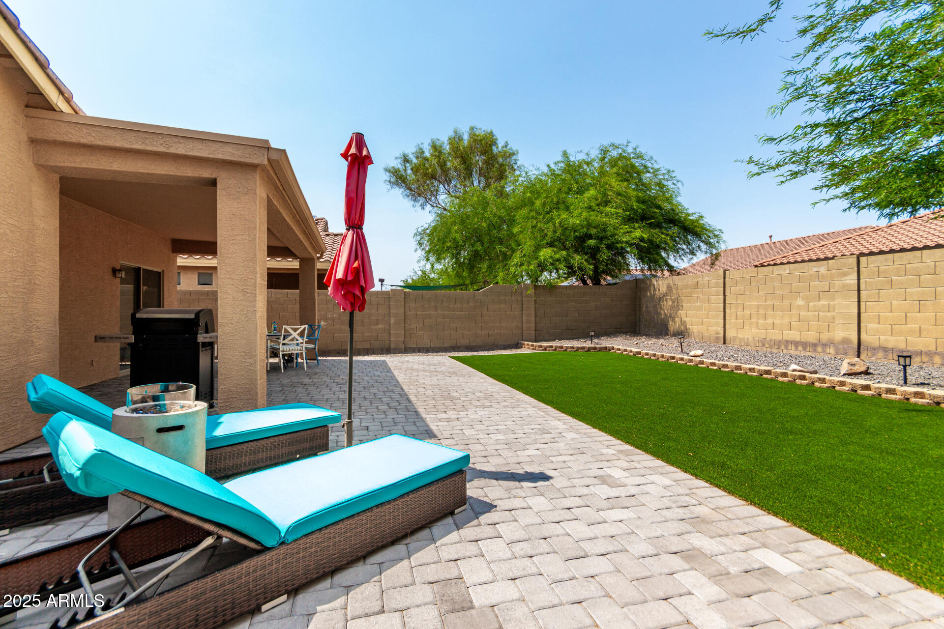 39739 N CROSS TIMBERS Way