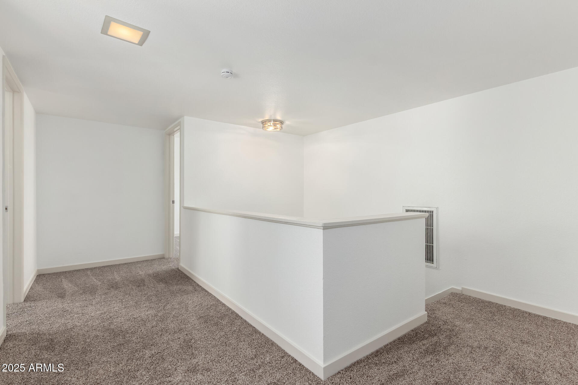 1707 W MARLETTE Avenue