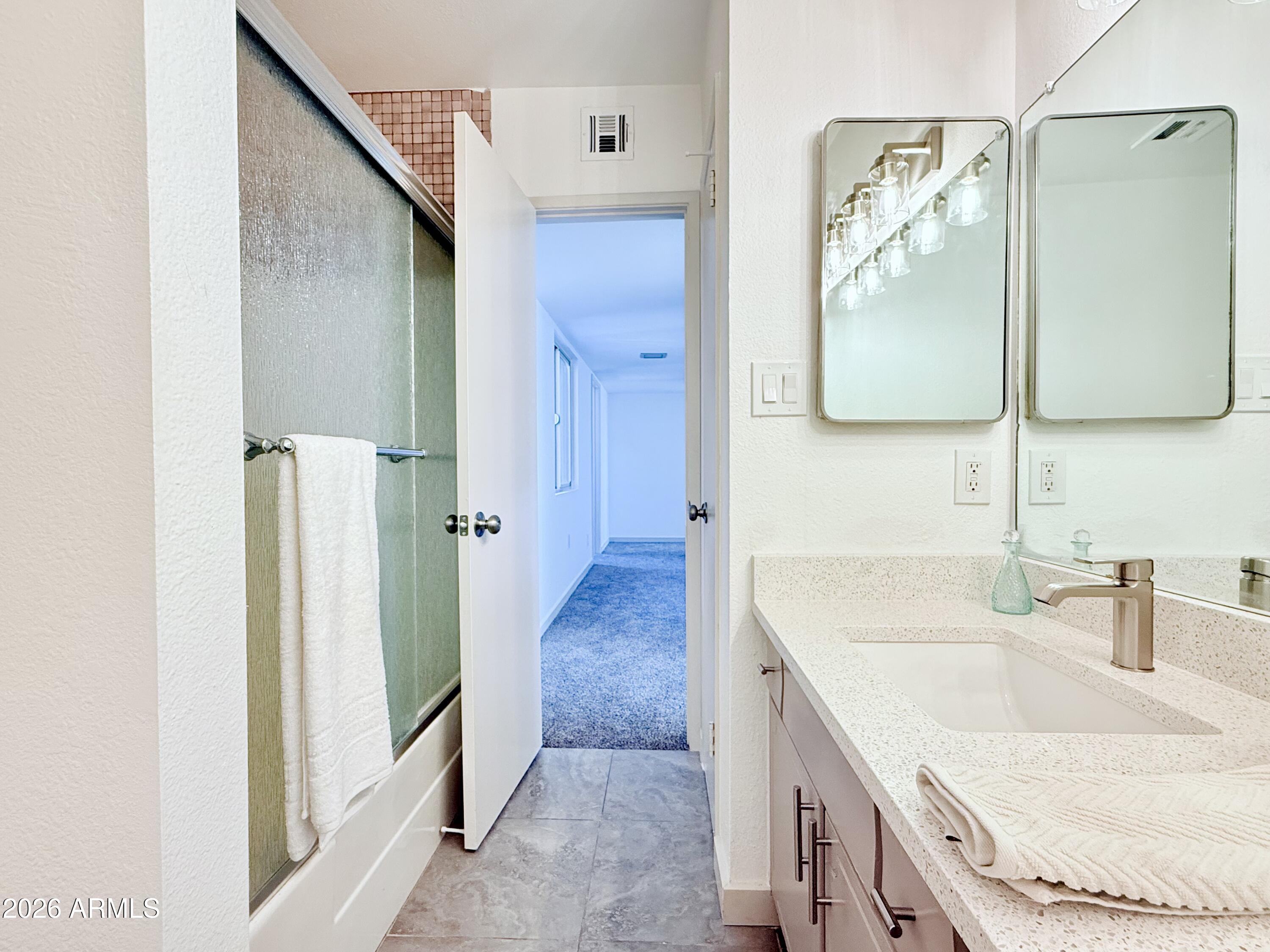 1707 W MARLETTE Avenue