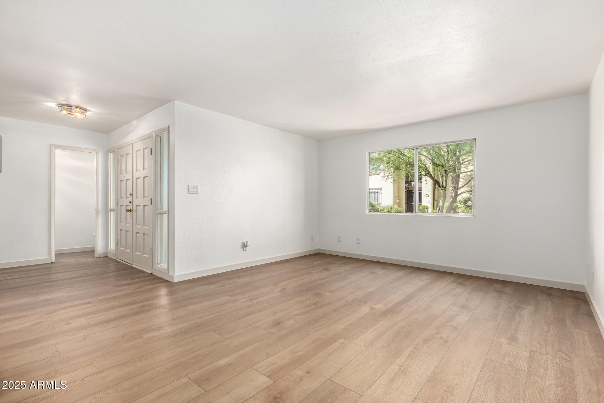 1707 W MARLETTE Avenue