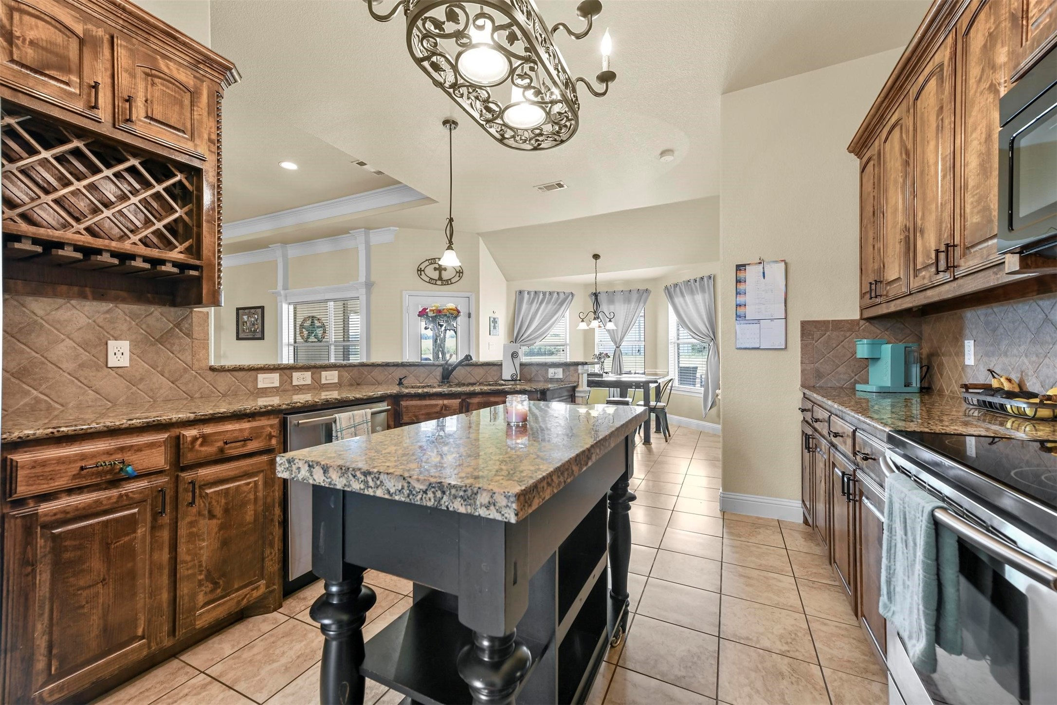 133 Williamsburg Lane