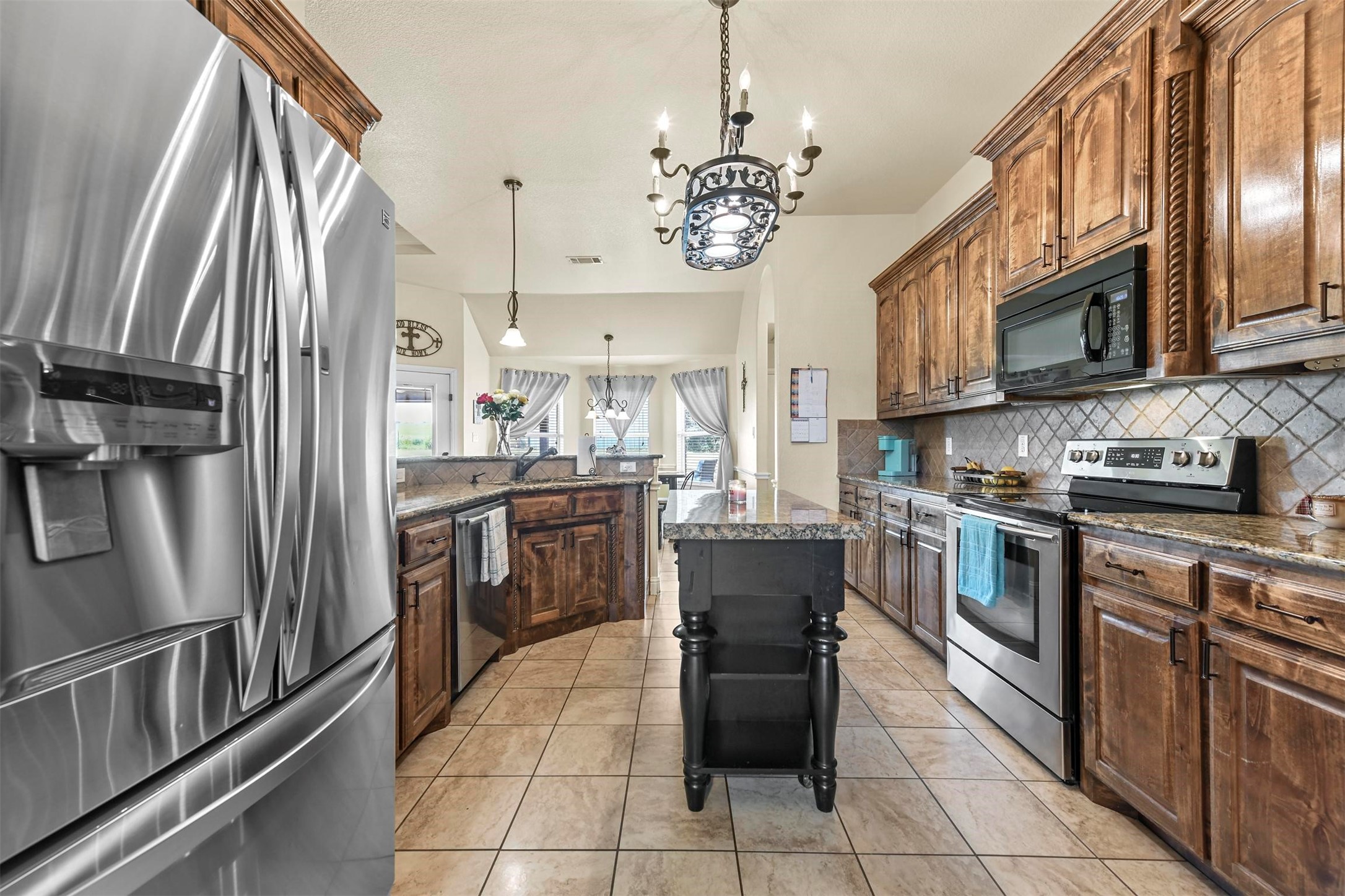 133 Williamsburg Lane