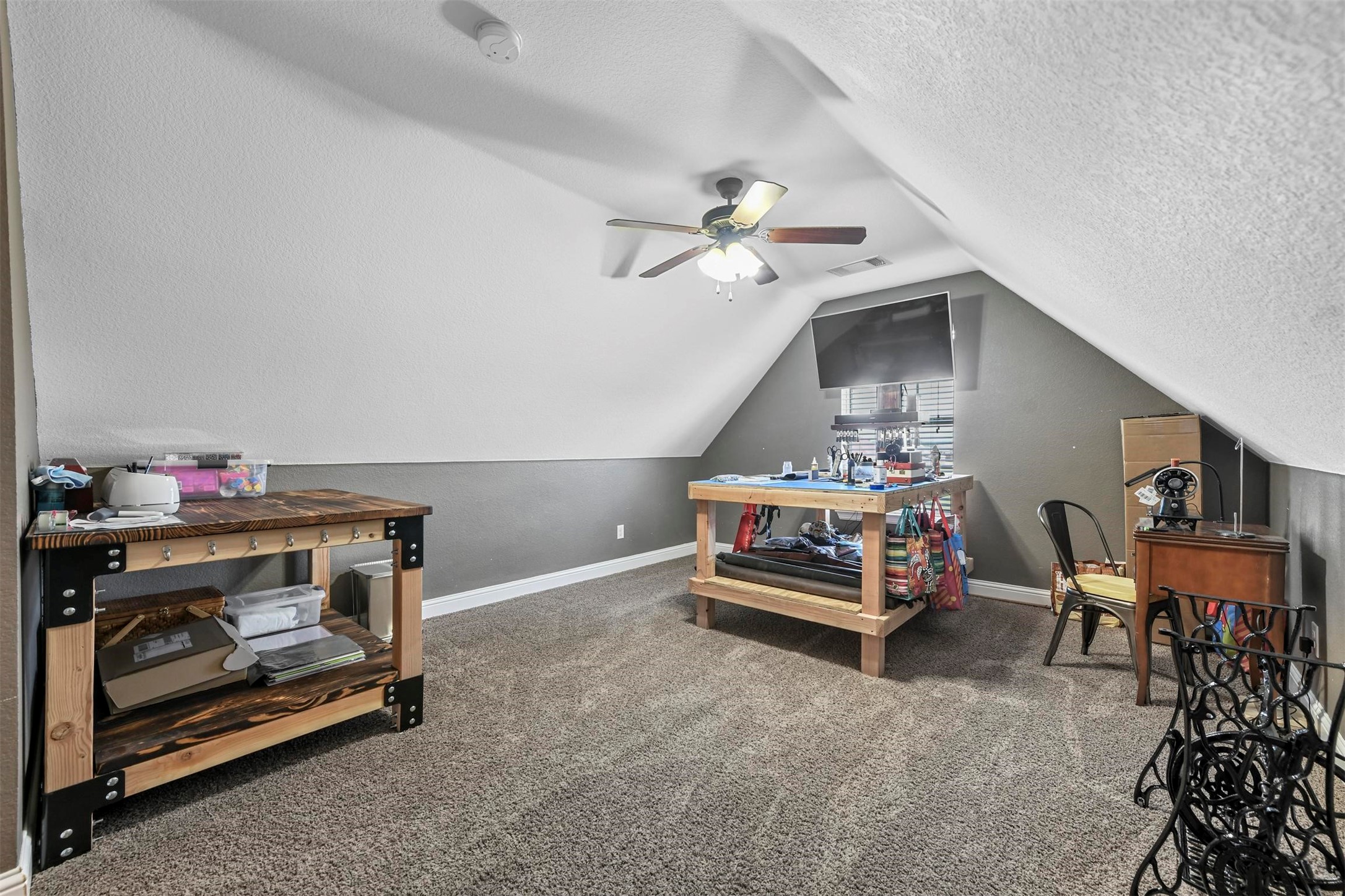 133 Williamsburg Lane