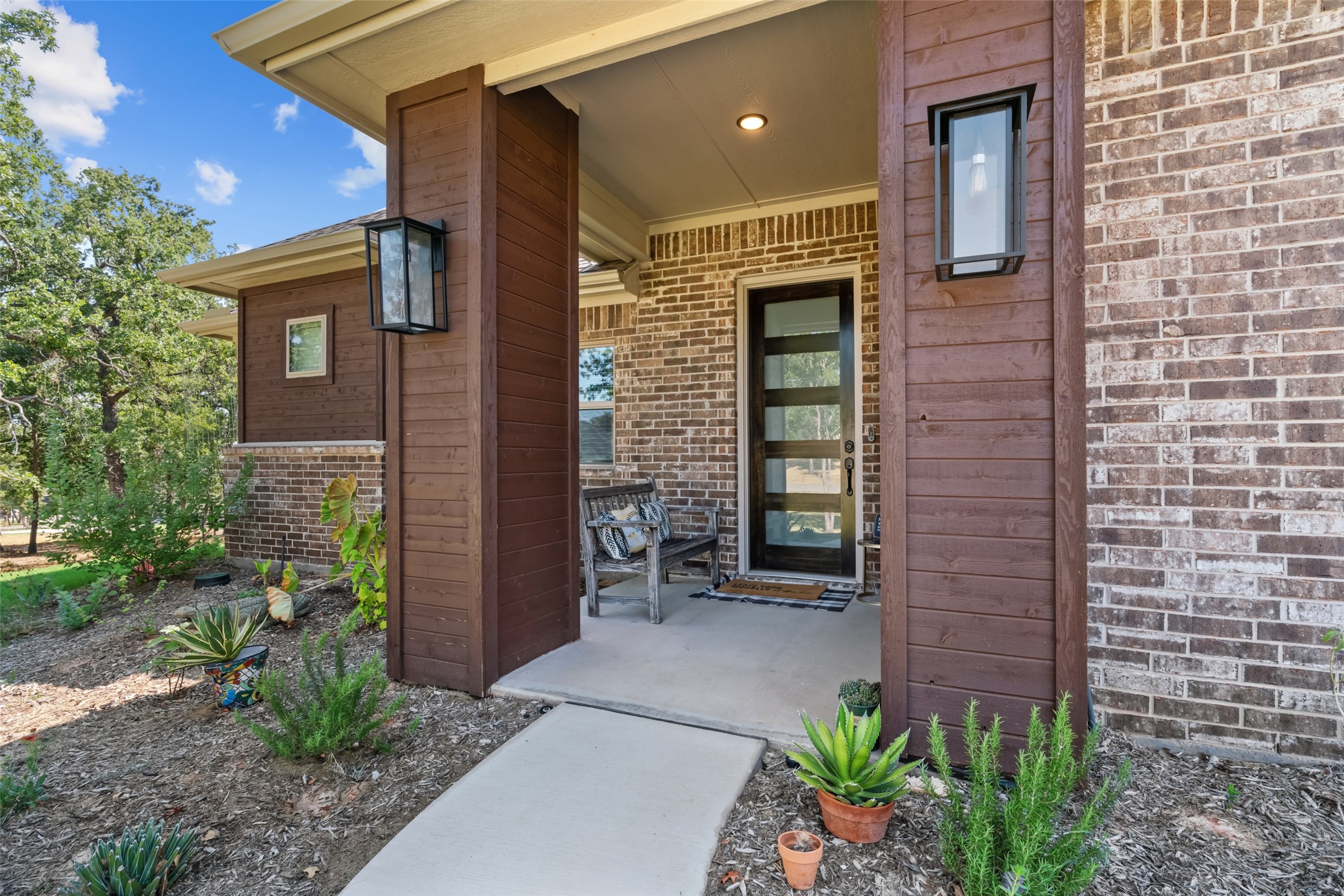 335 Scenic Wood Drive