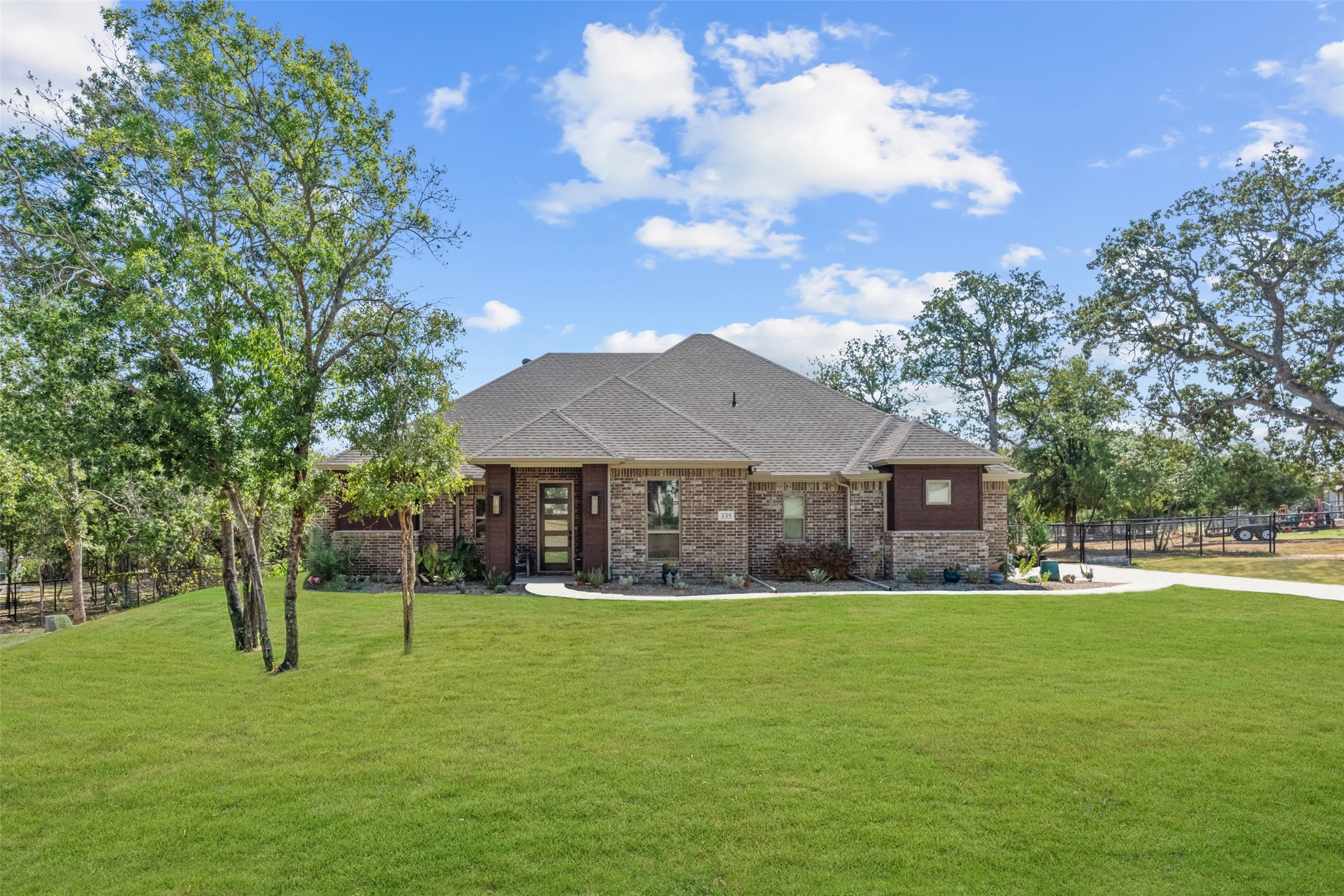 335 Scenic Wood Drive