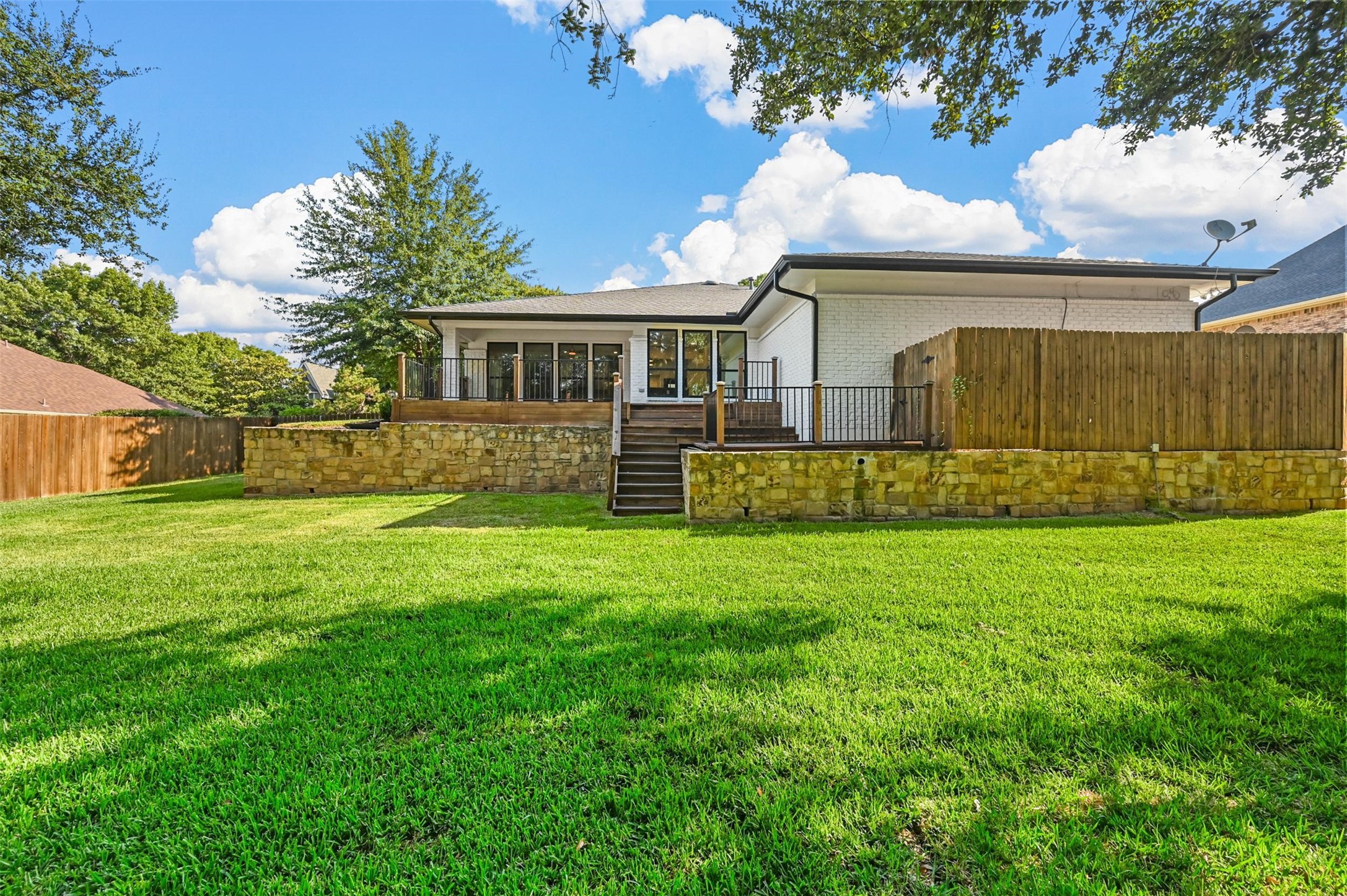 1217 Crest Drive