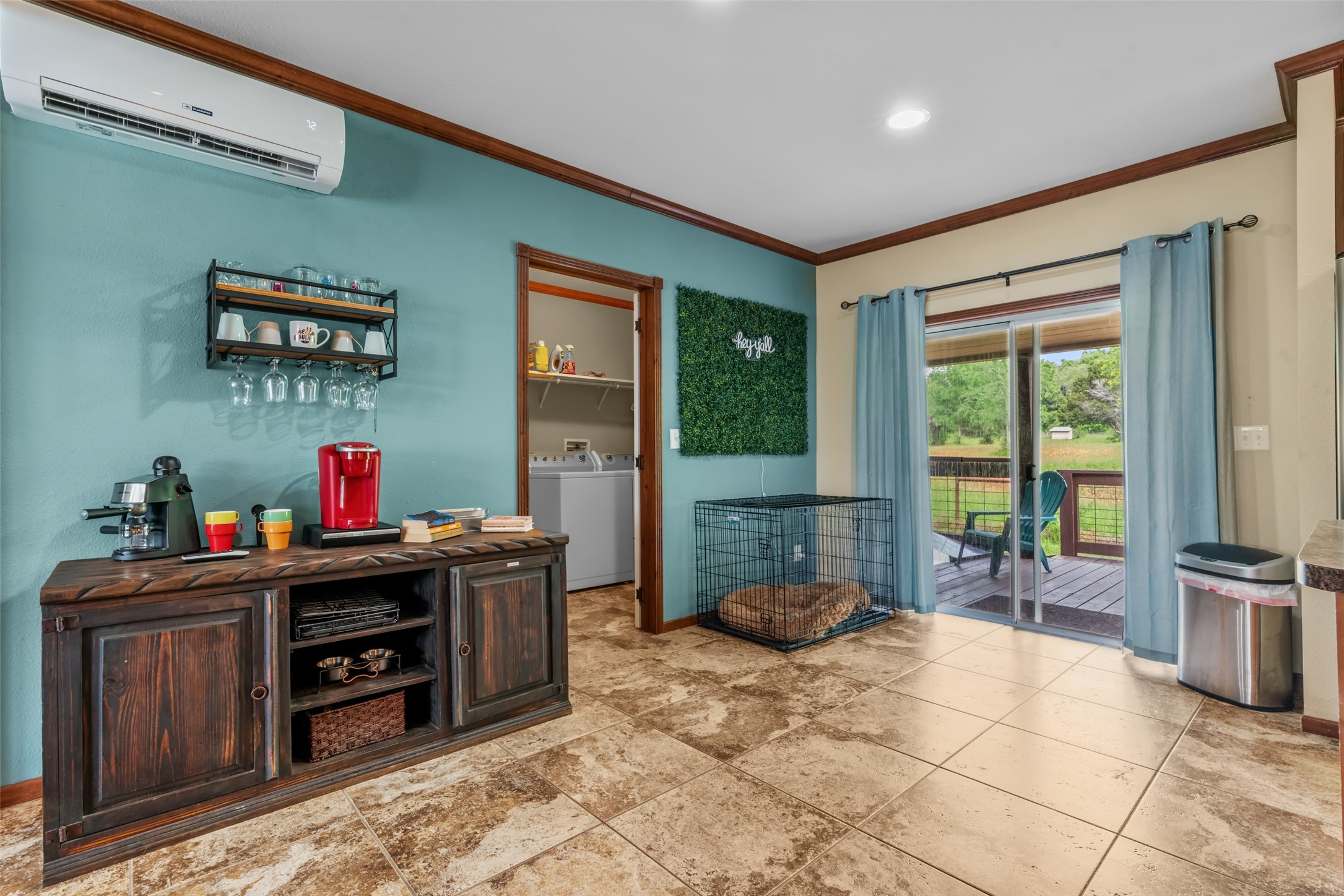 2518 River View Trail