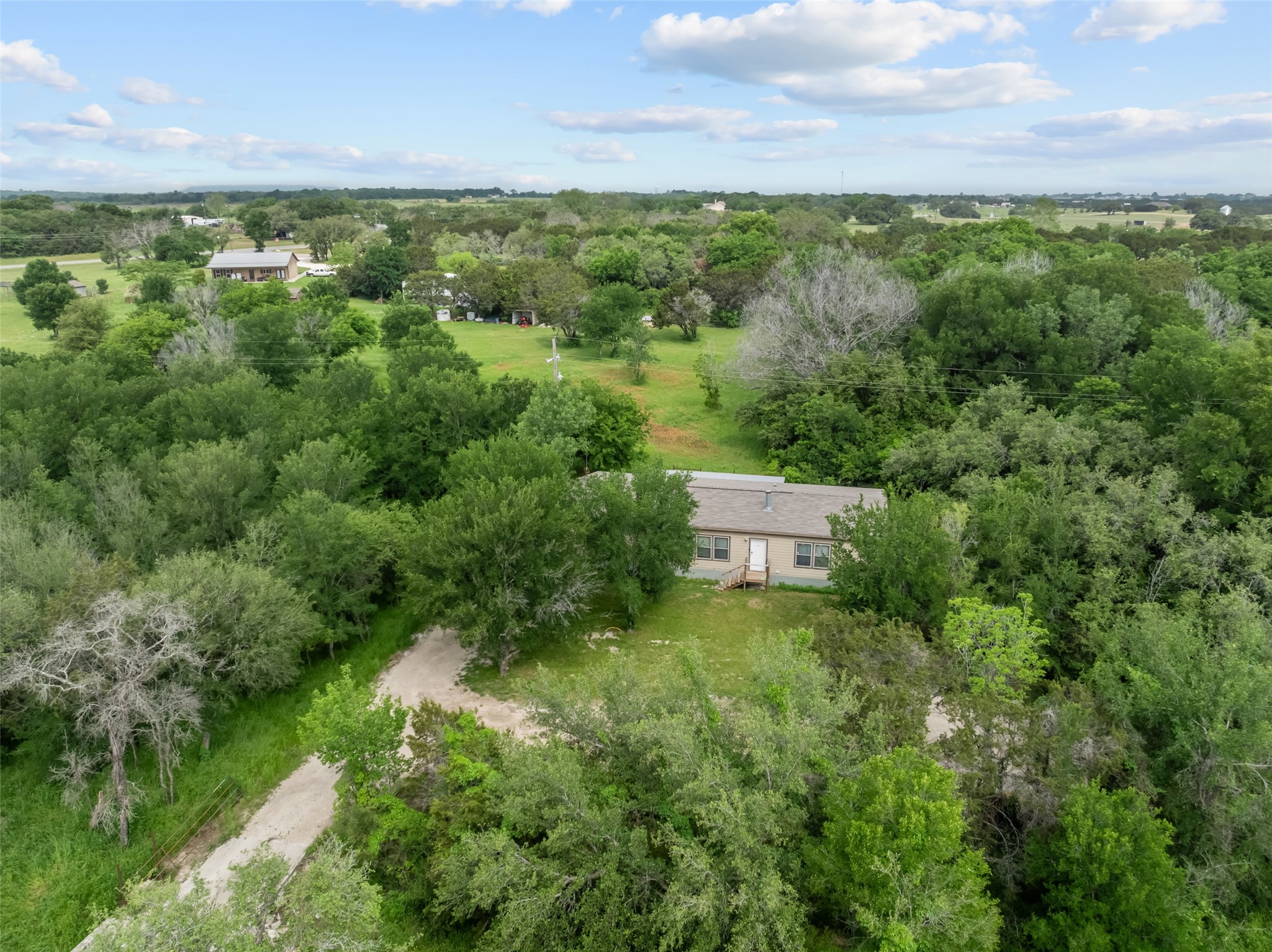 2518 River View Trail