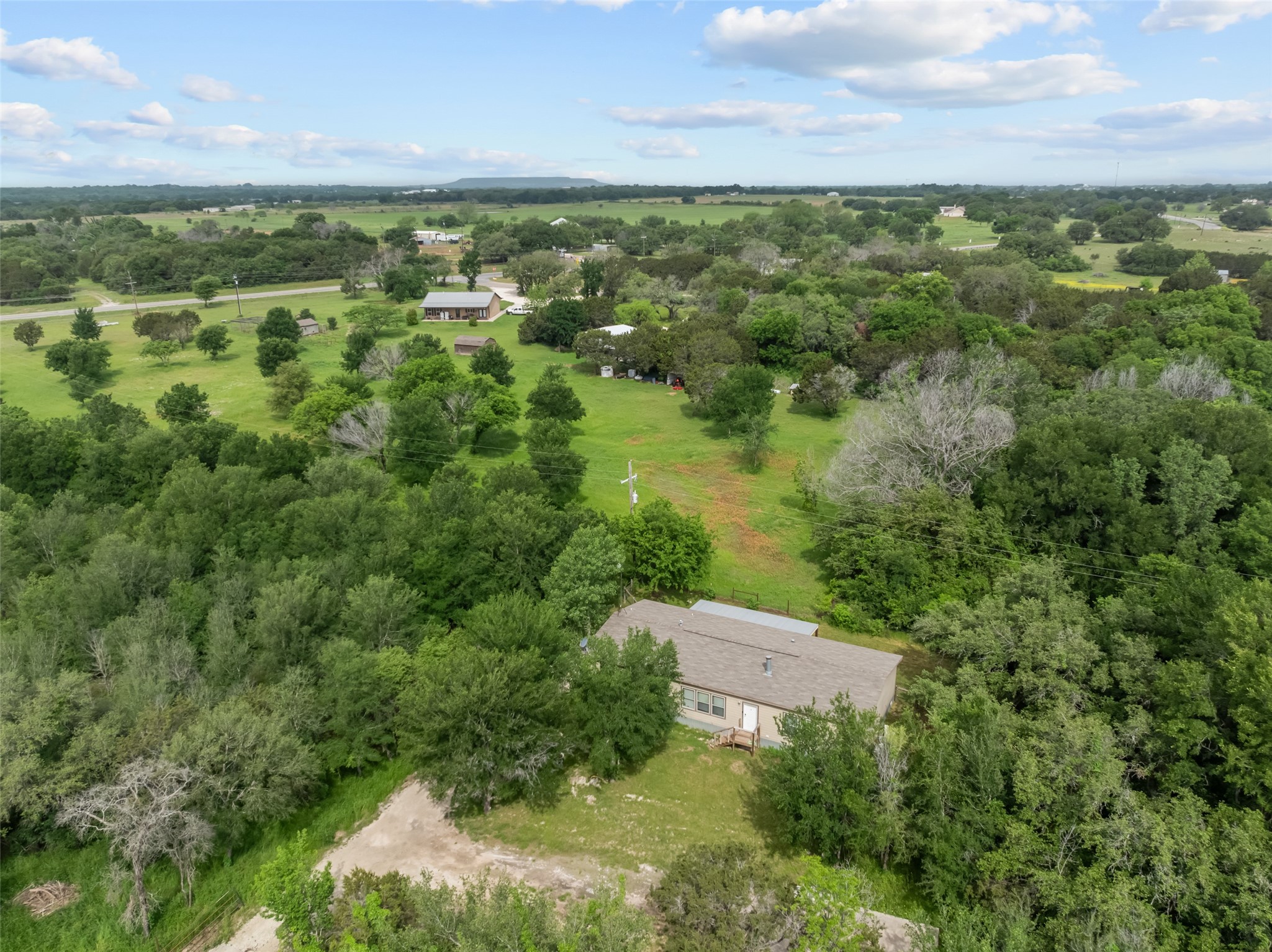 2518 River View Trail