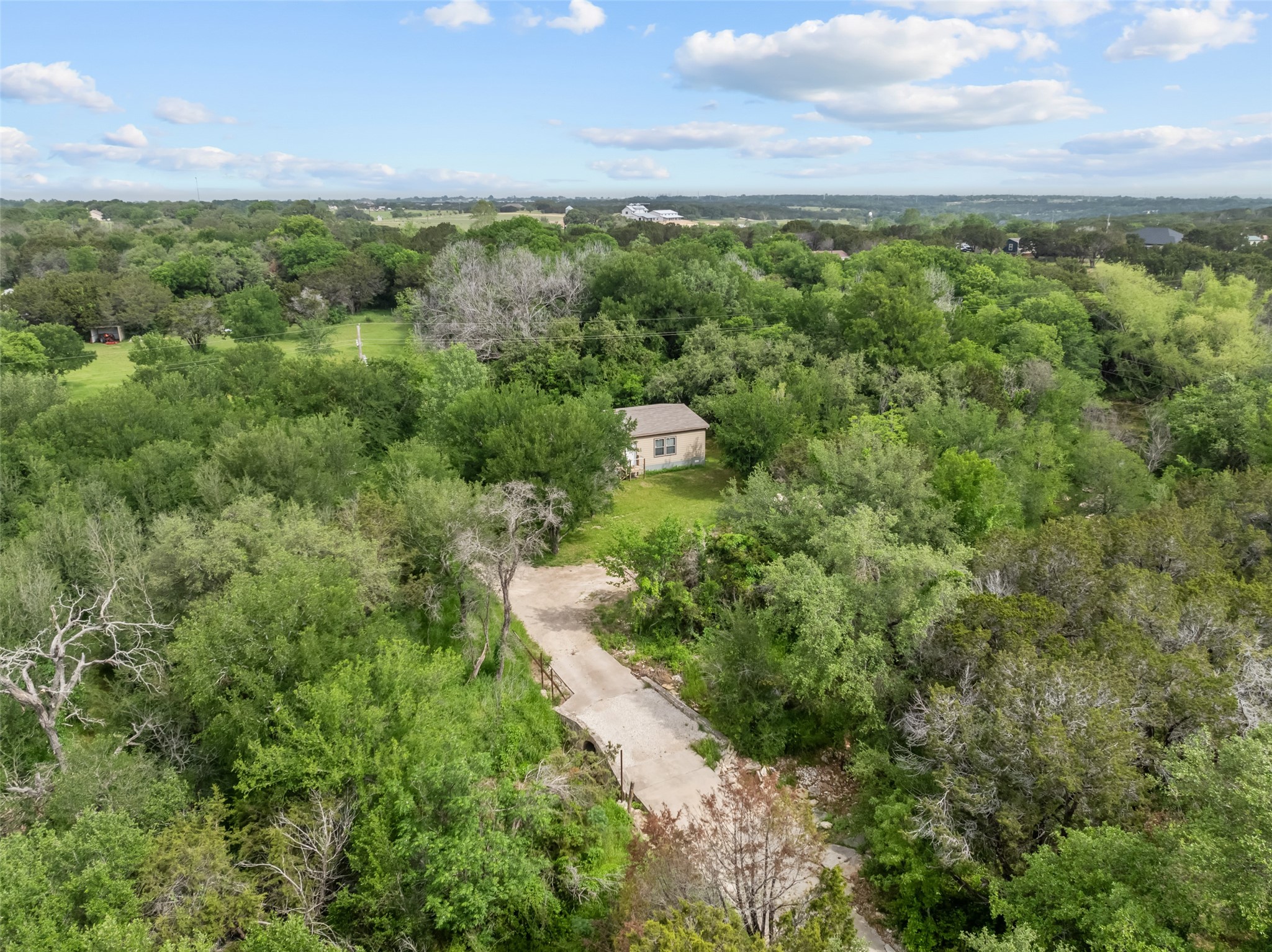 2518 River View Trail