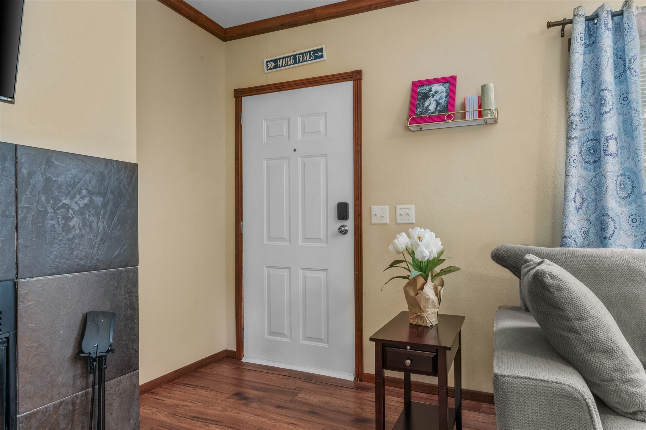 2518 River View Trail