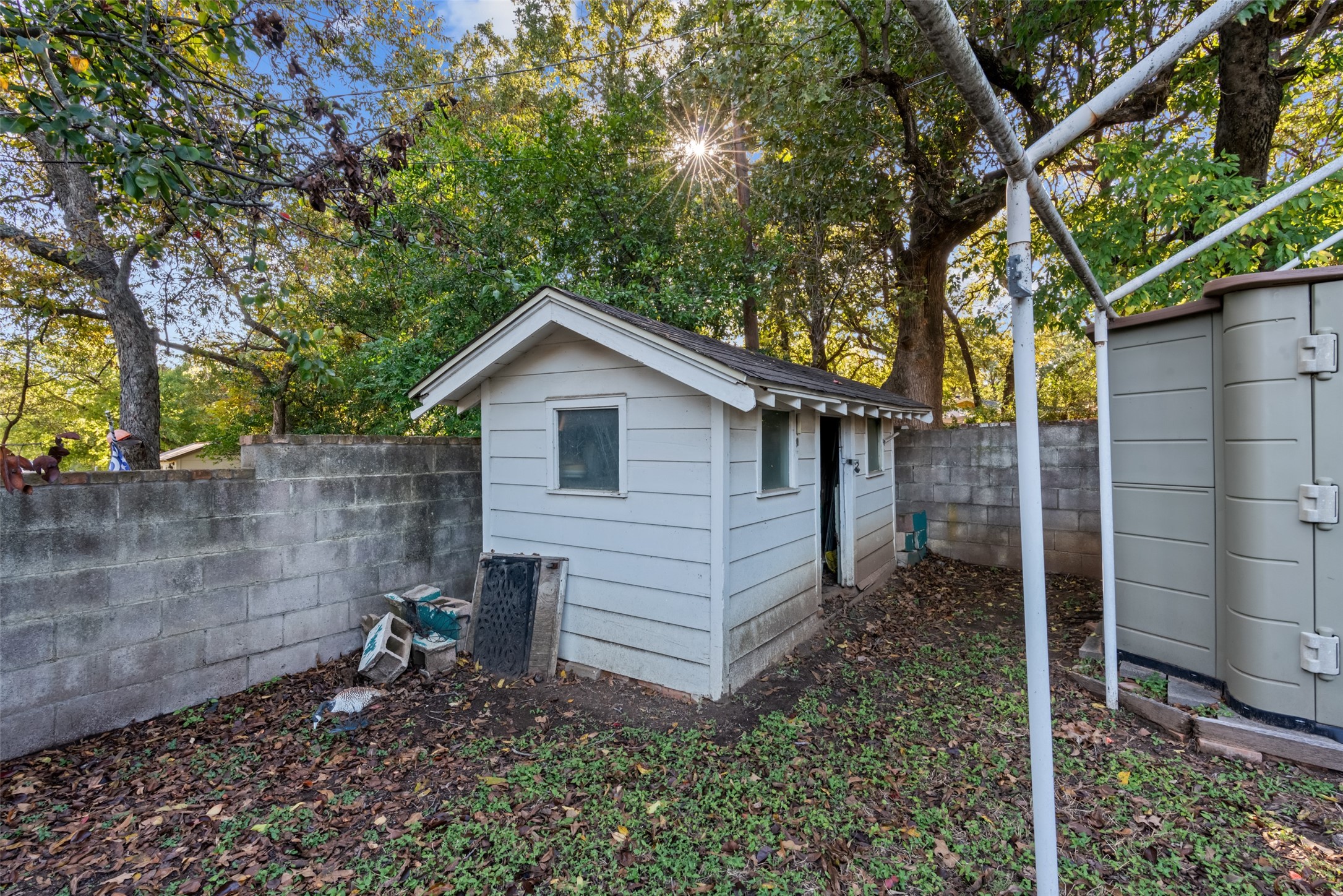 545 Hurstview Drive