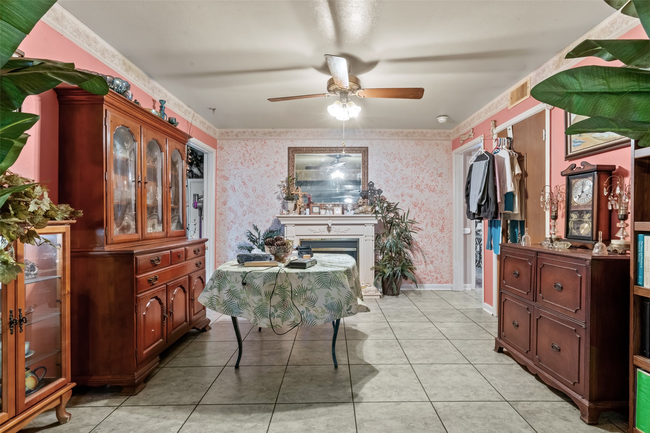 545 Hurstview Drive