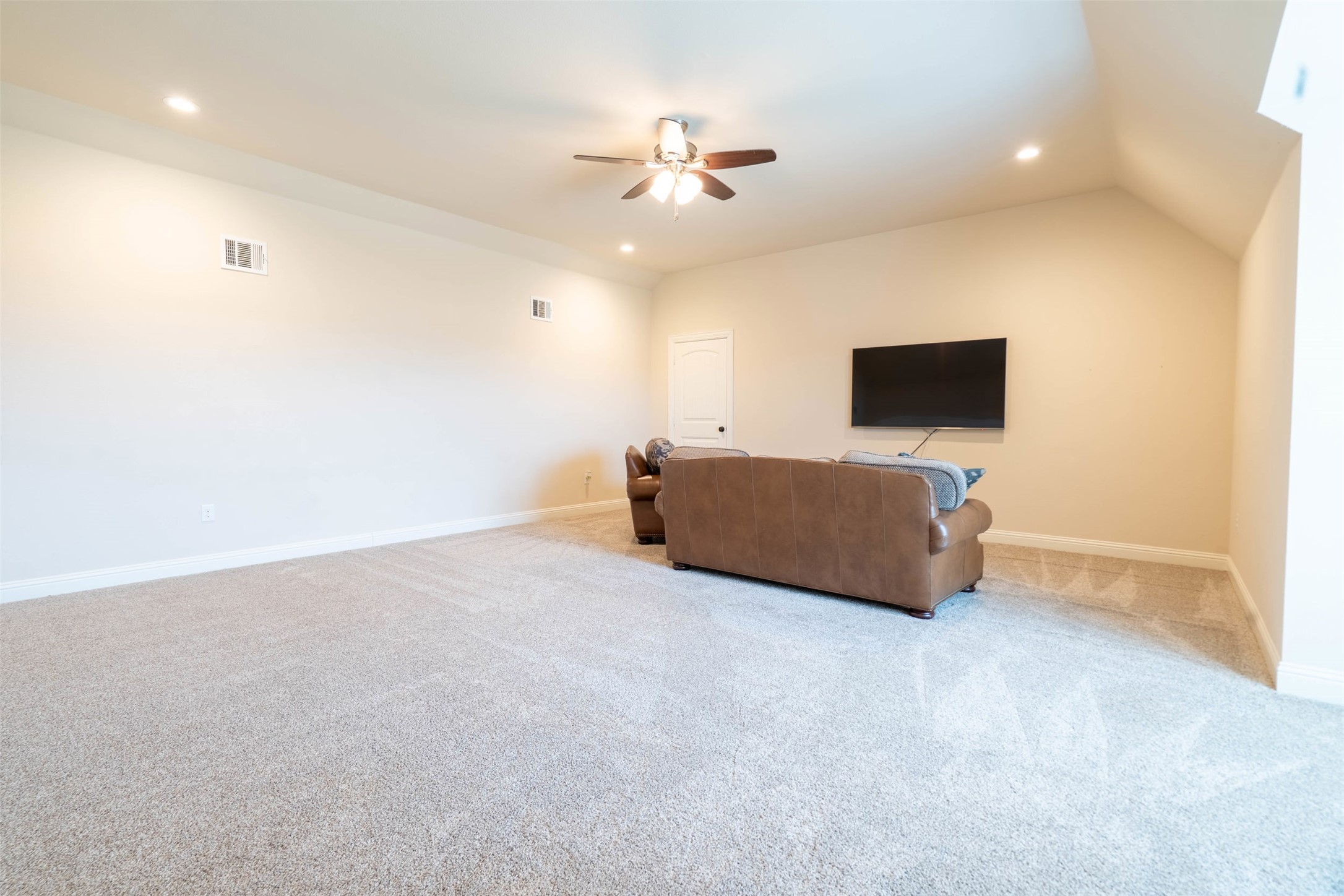 8360 Old Road