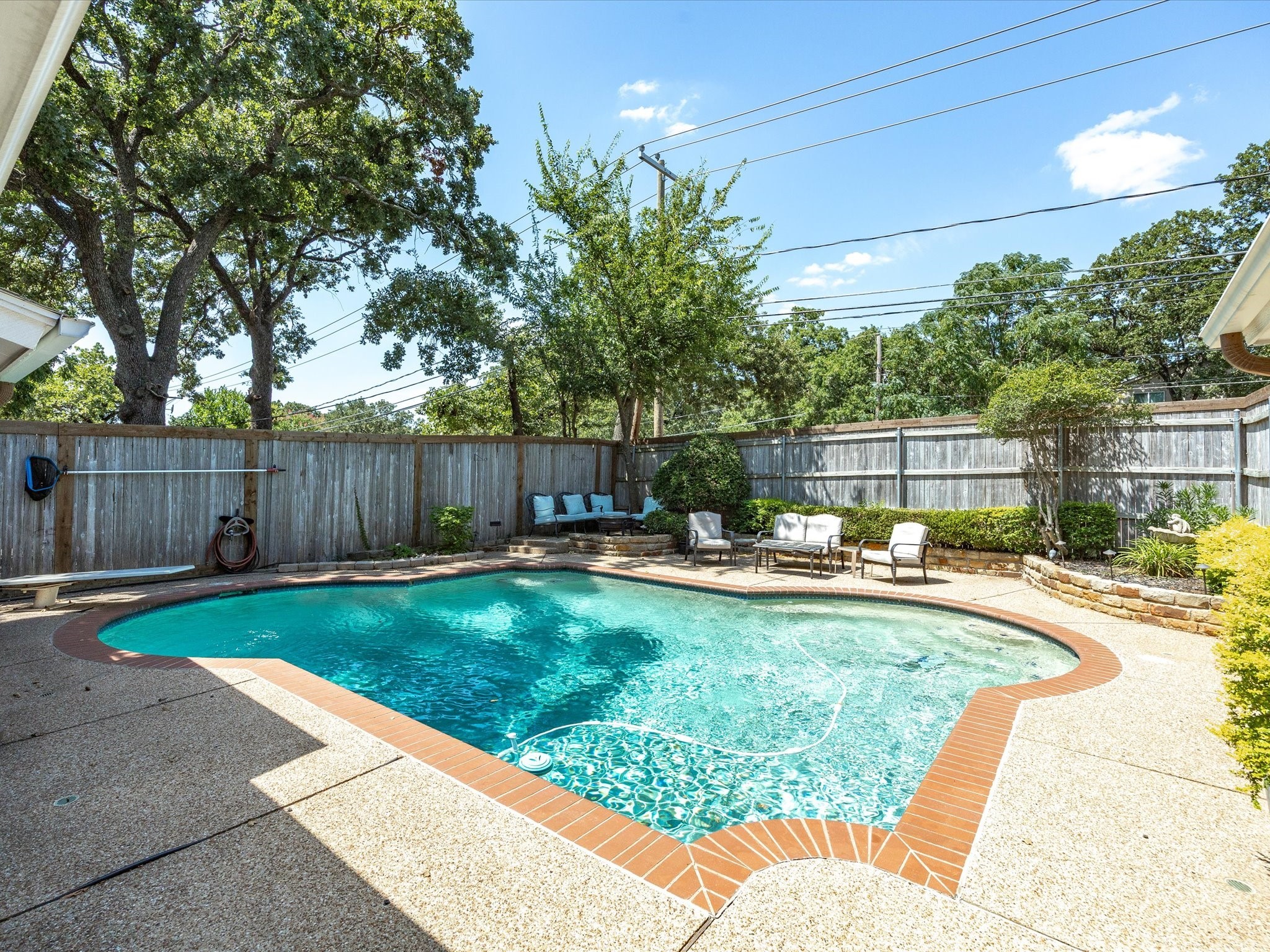 4908 Ridgeline Drive