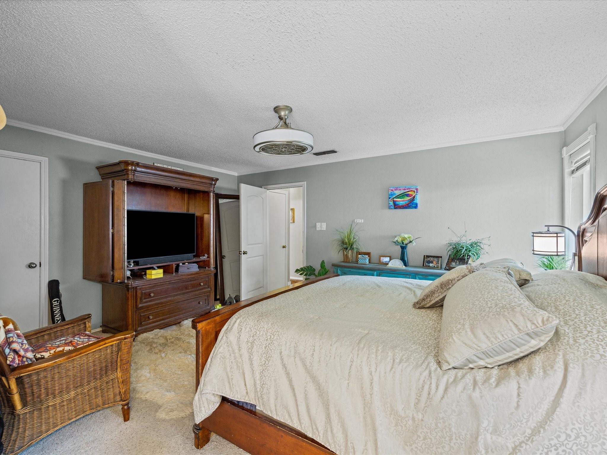 4908 Ridgeline Drive