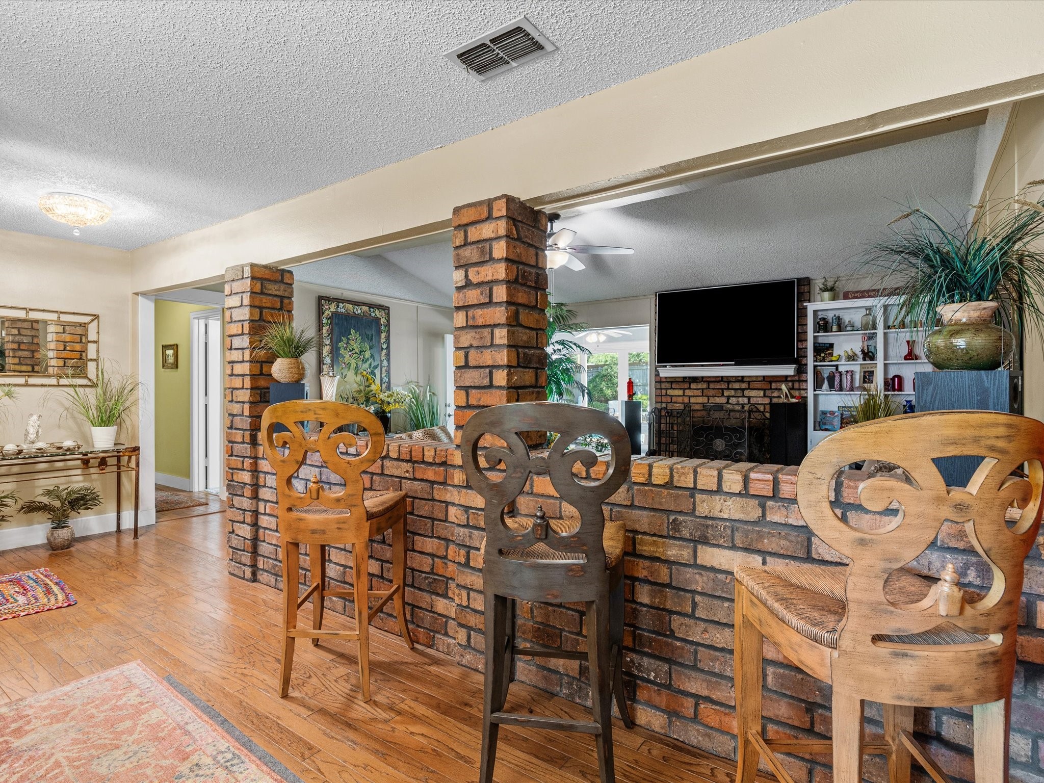 4908 Ridgeline Drive