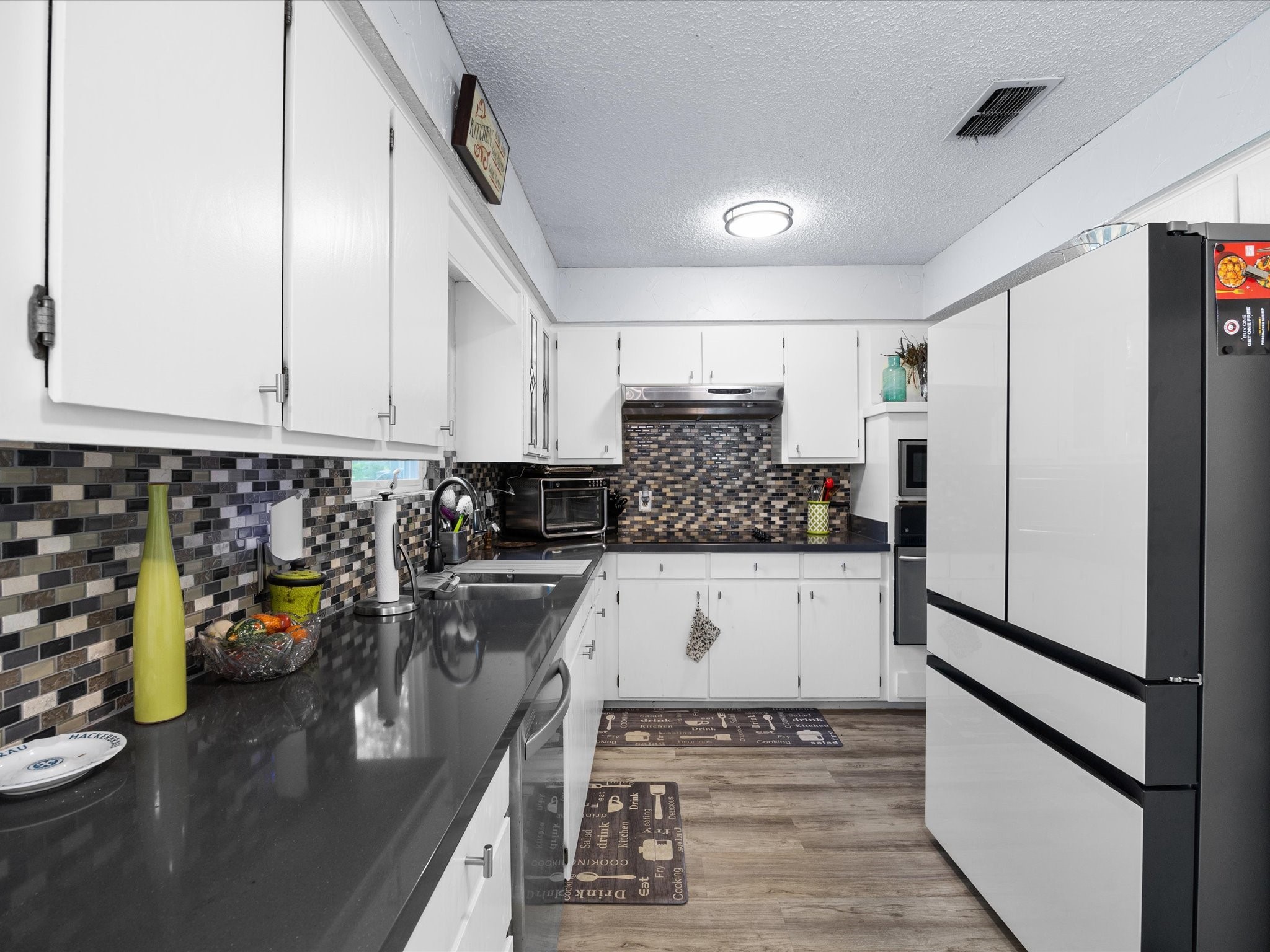 4908 Ridgeline Drive