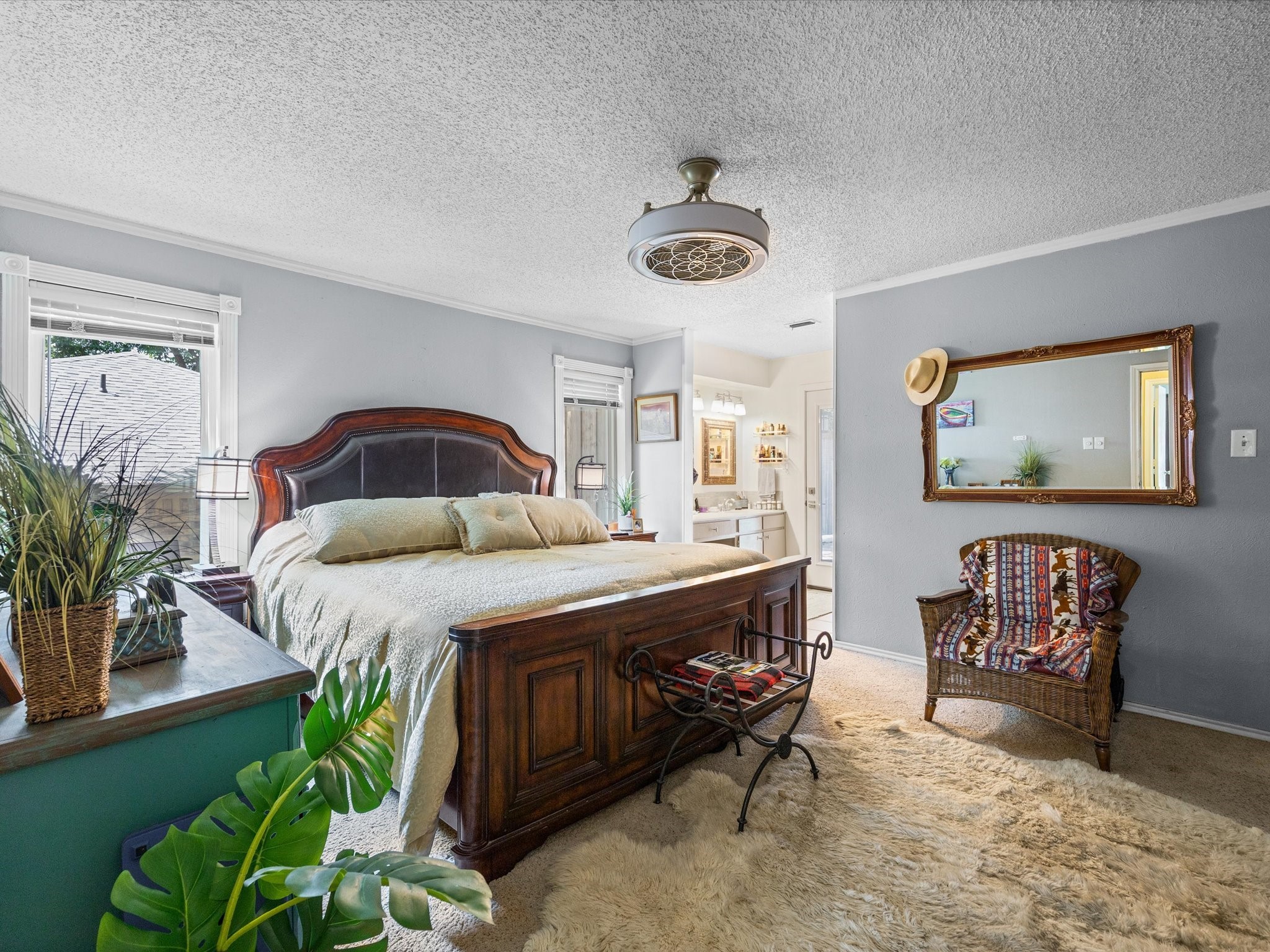 4908 Ridgeline Drive