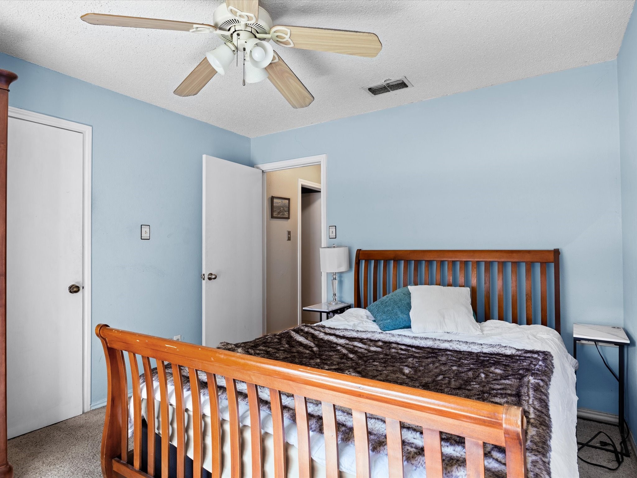 4908 Ridgeline Drive