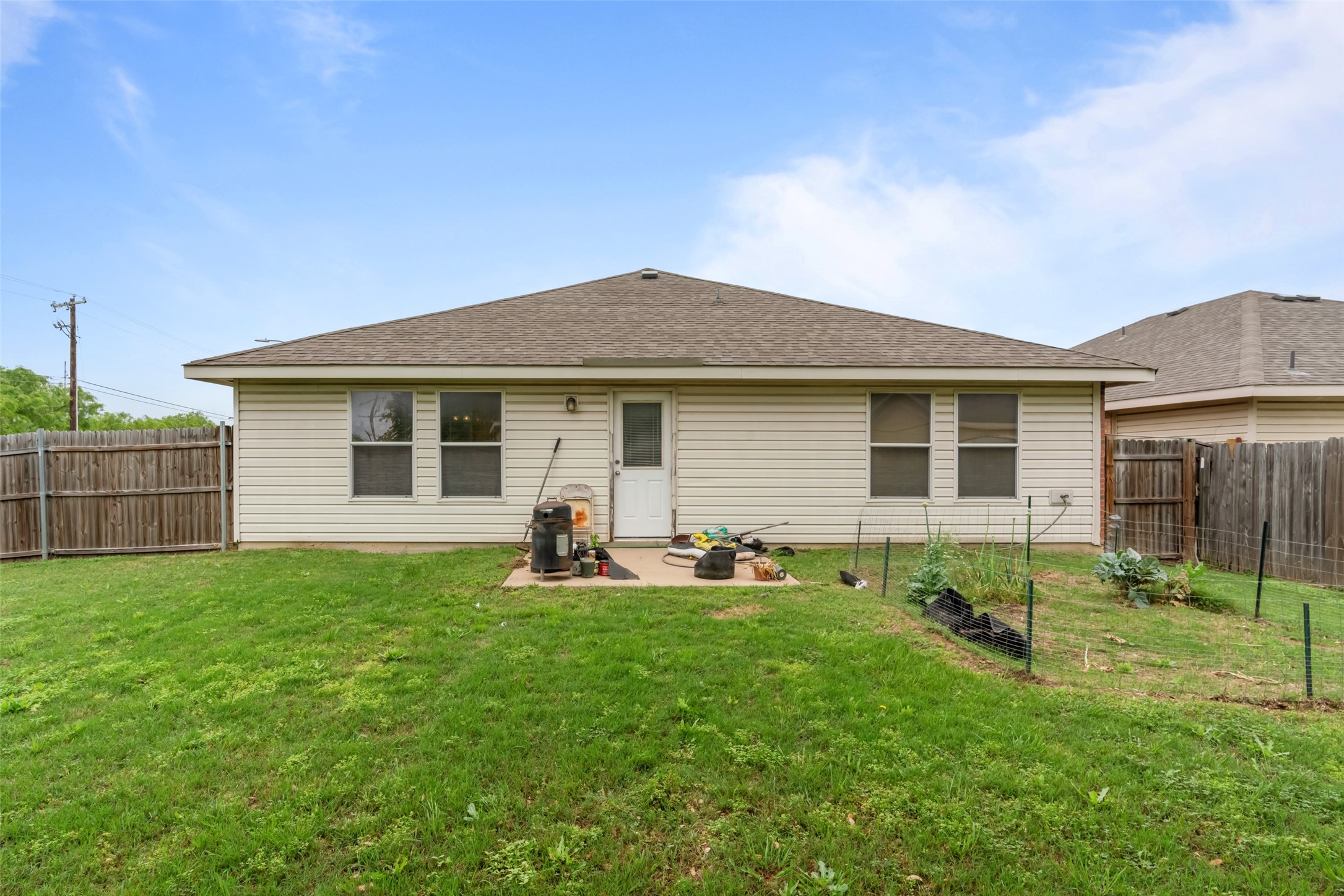 1300 Castle Ridge Road