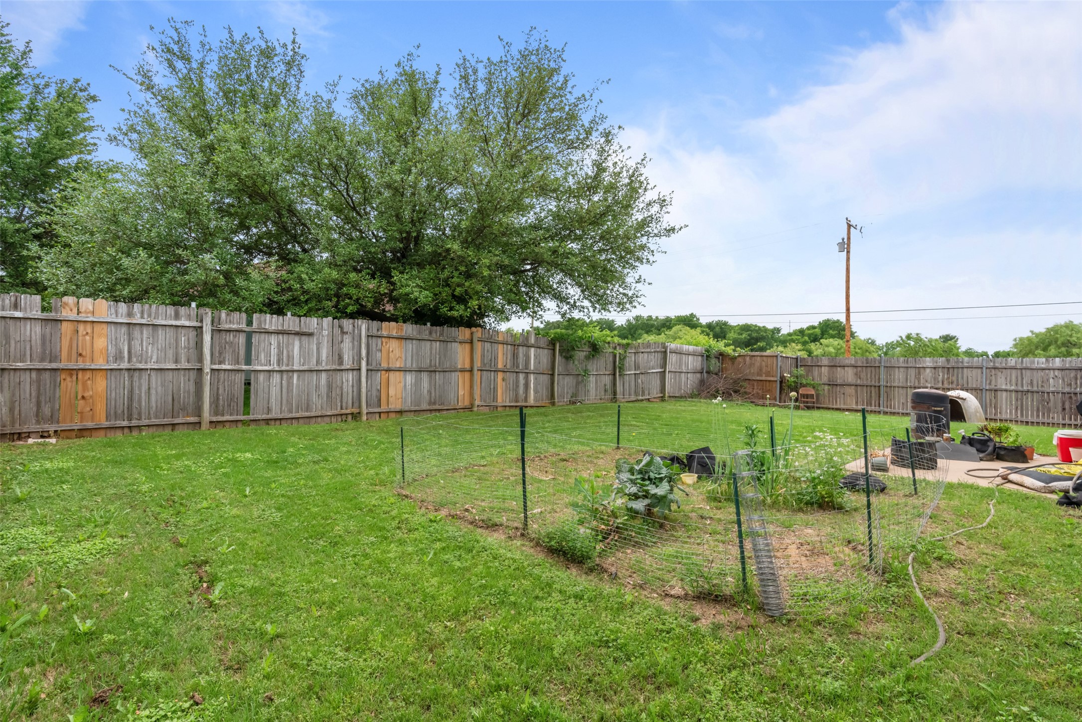 1300 Castle Ridge Road
