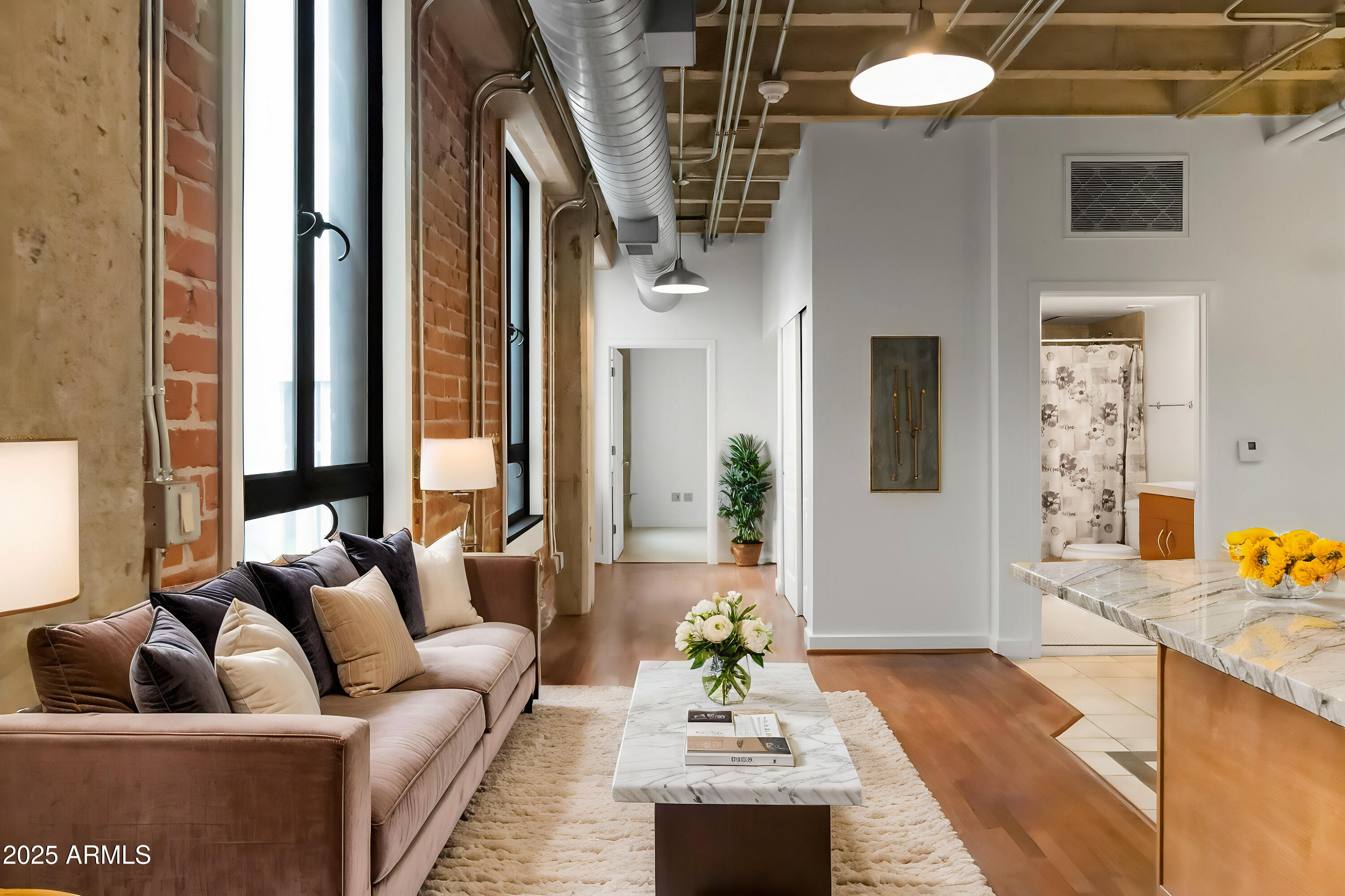 114 W ADAMS Street 607