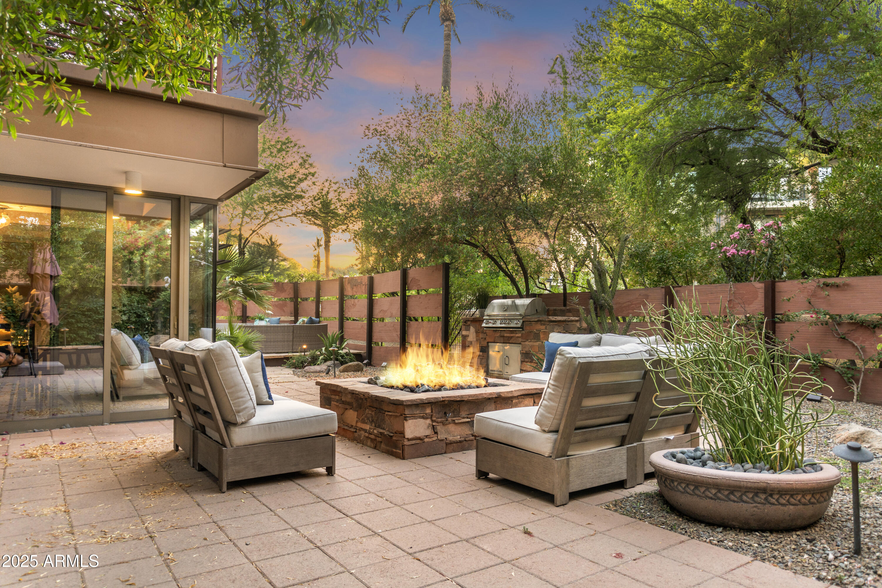 7117 E RANCHO VISTA Drive 1012