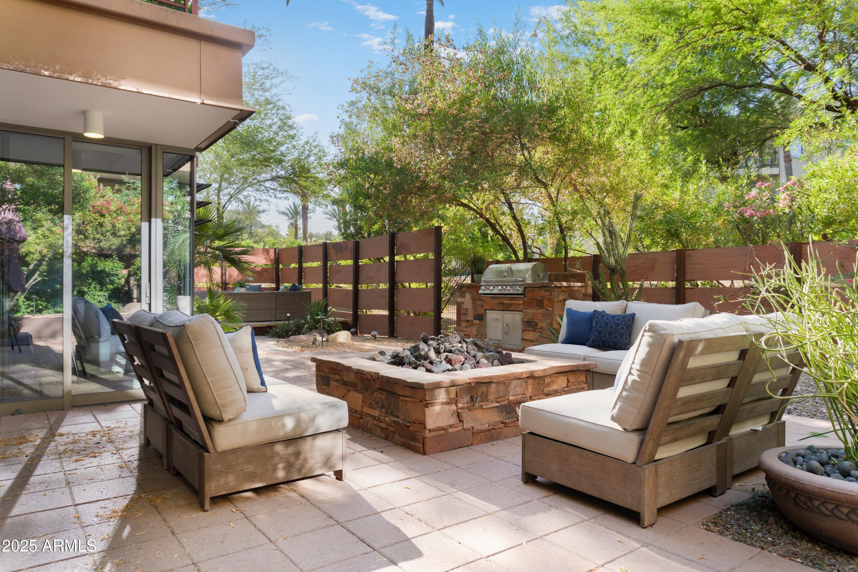 7117 E RANCHO VISTA Drive 1012