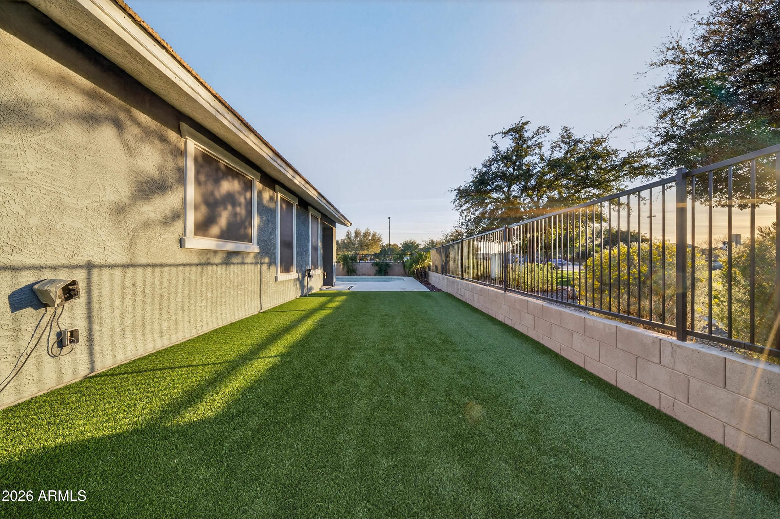 5067 S GIRARD Street