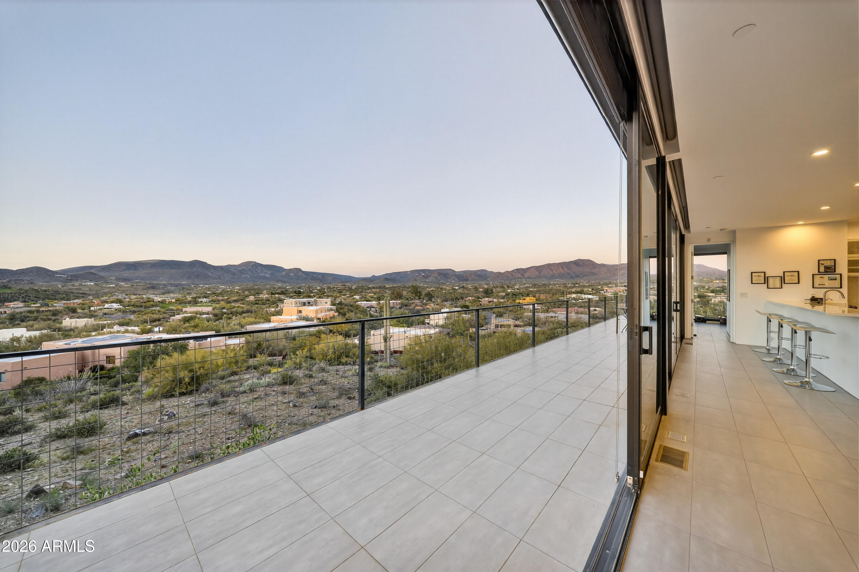 5721 E MIRAMONTE Drive