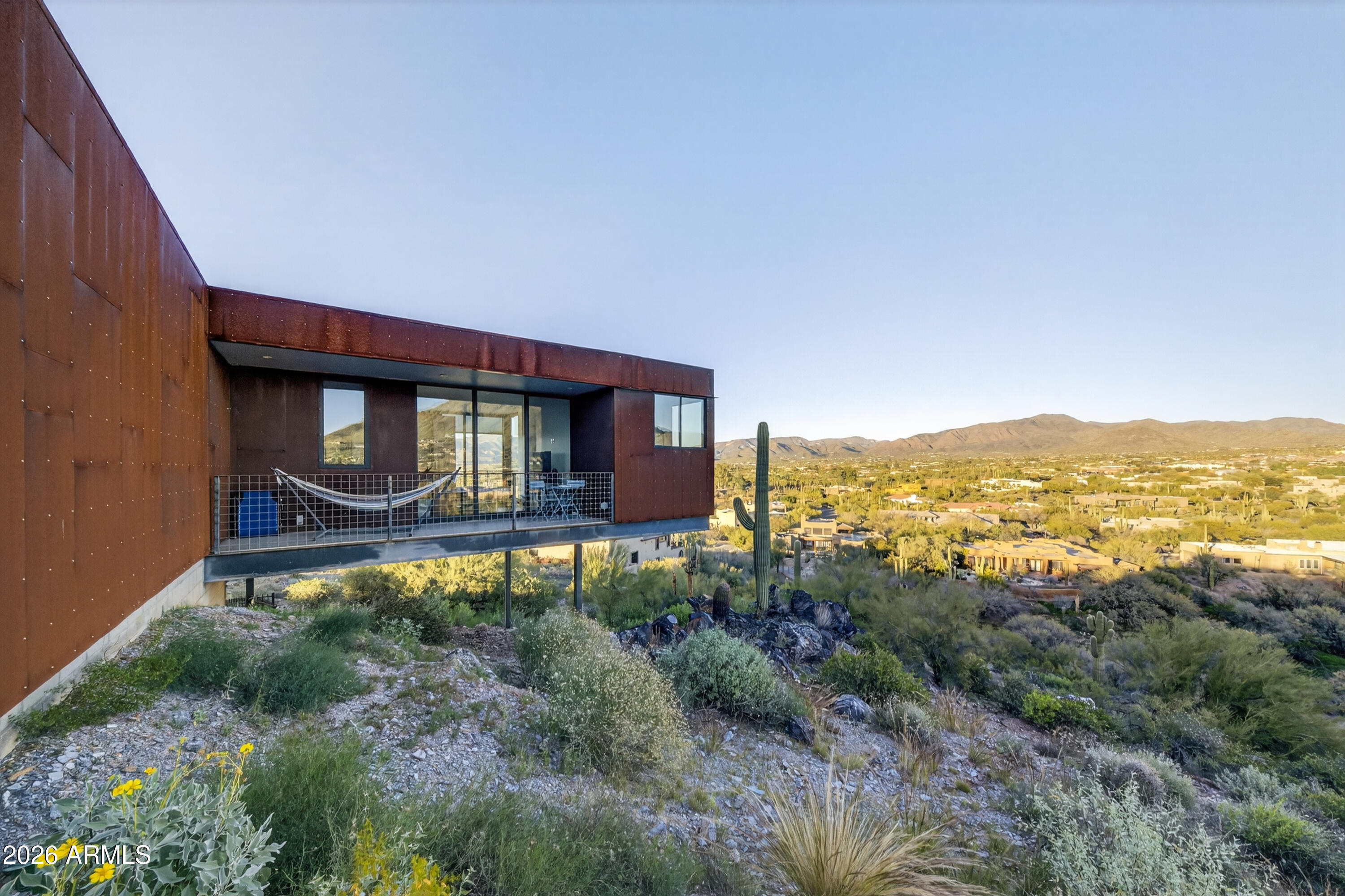 5721 E MIRAMONTE Drive