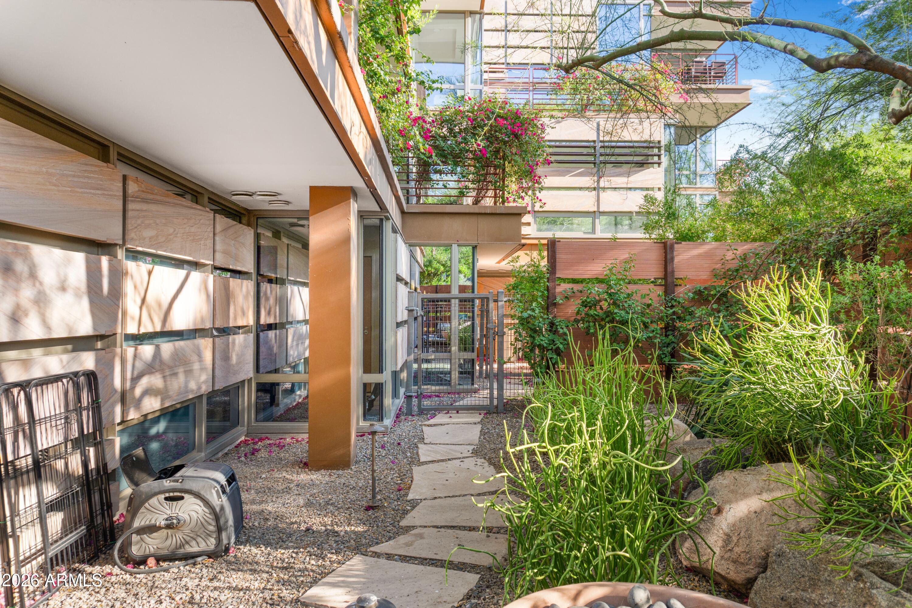 7117 E RANCHO VISTA Drive 1012