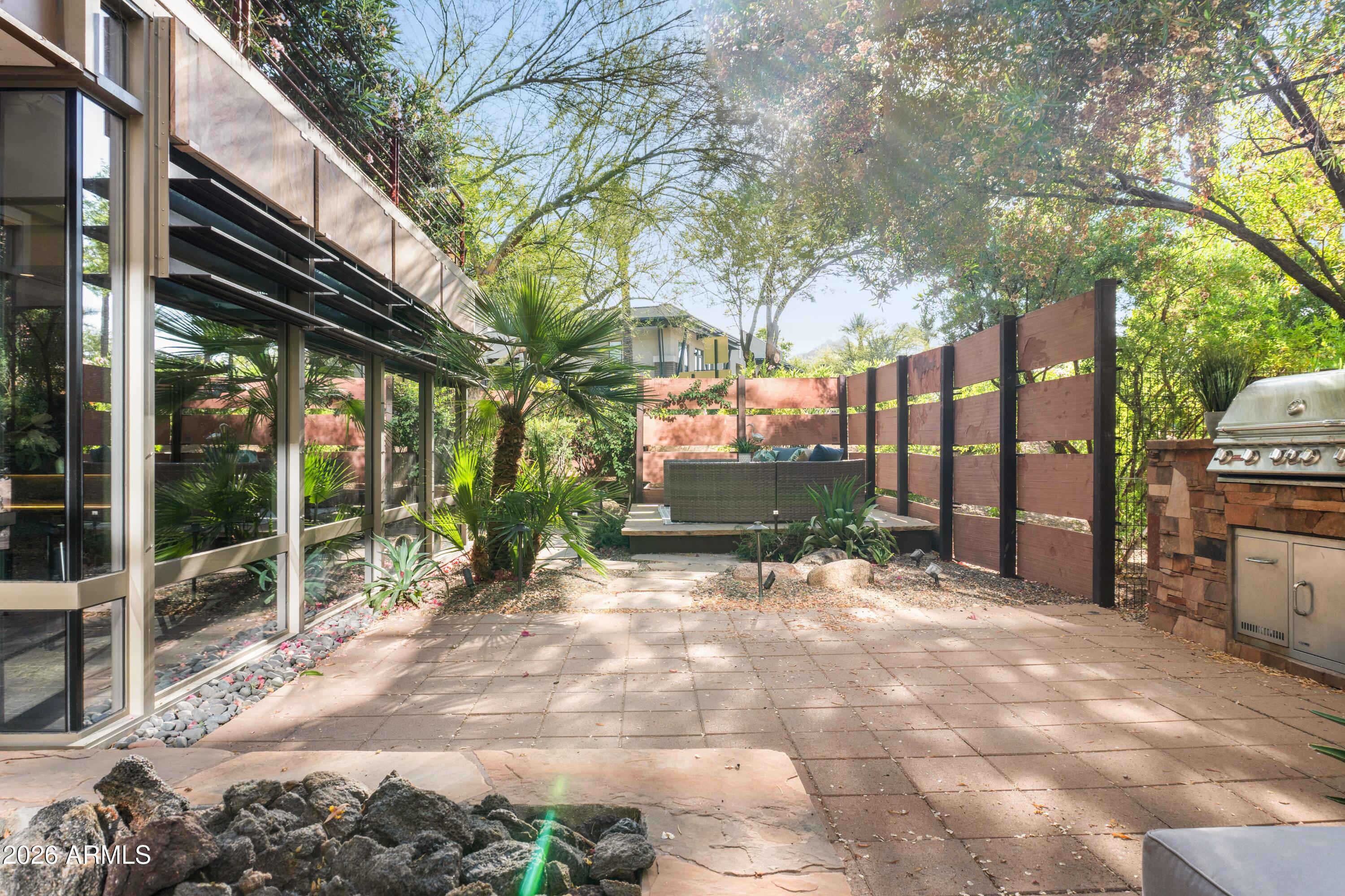 7117 E RANCHO VISTA Drive 1012