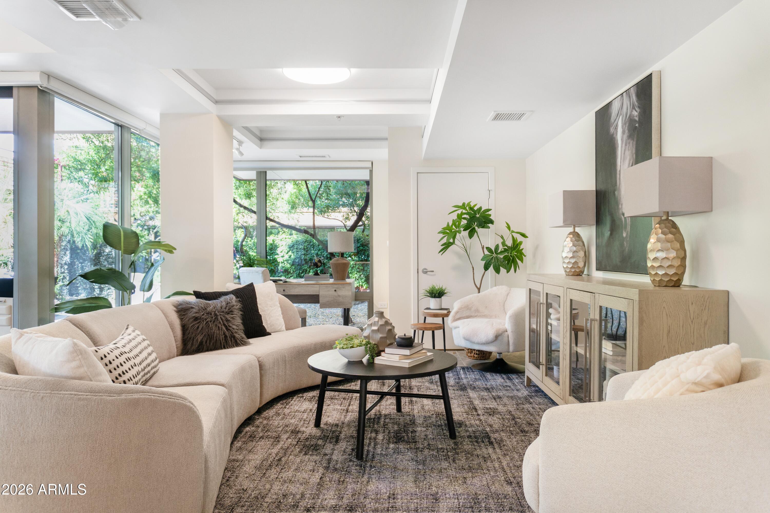 7117 E RANCHO VISTA Drive 1012