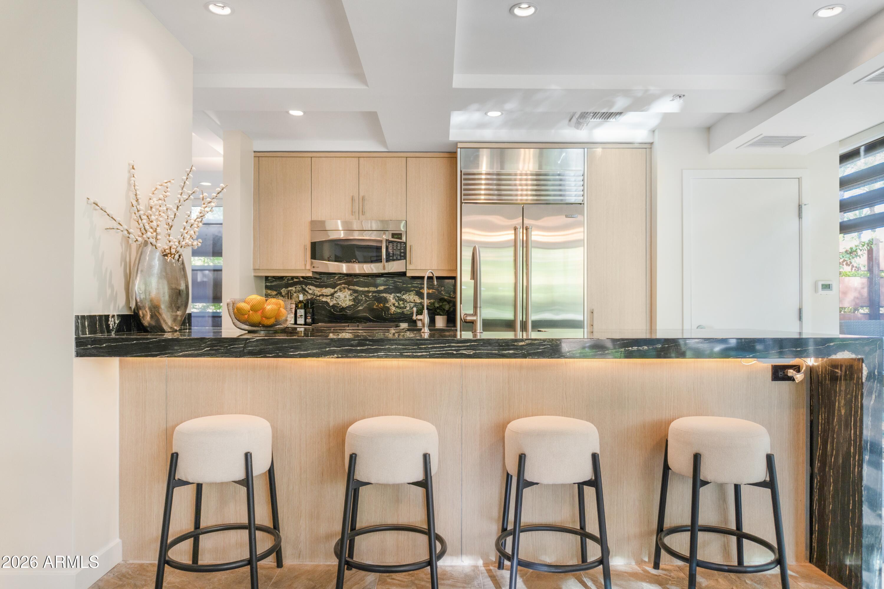 7117 E RANCHO VISTA Drive 1012