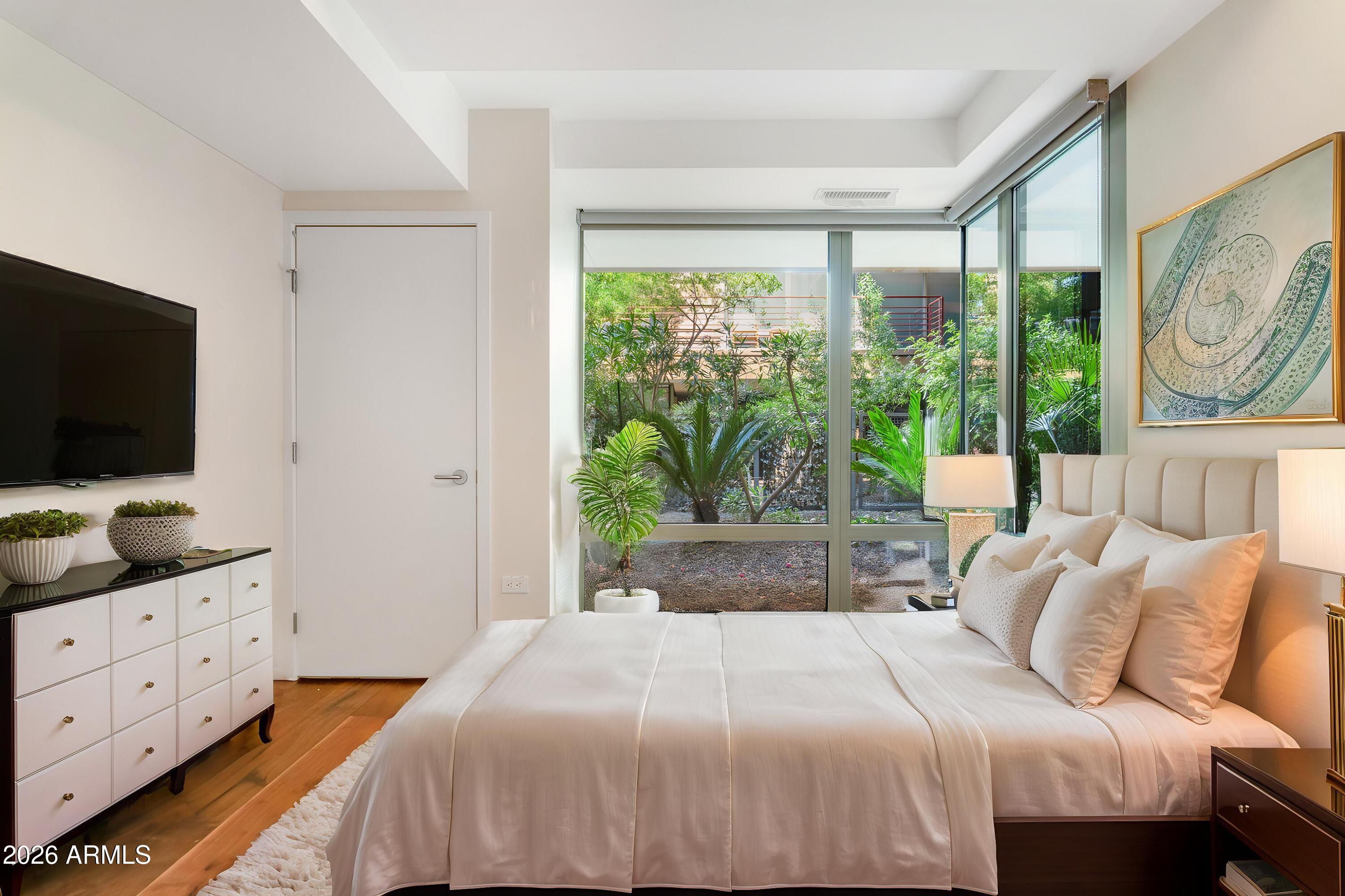 7117 E RANCHO VISTA Drive 1012