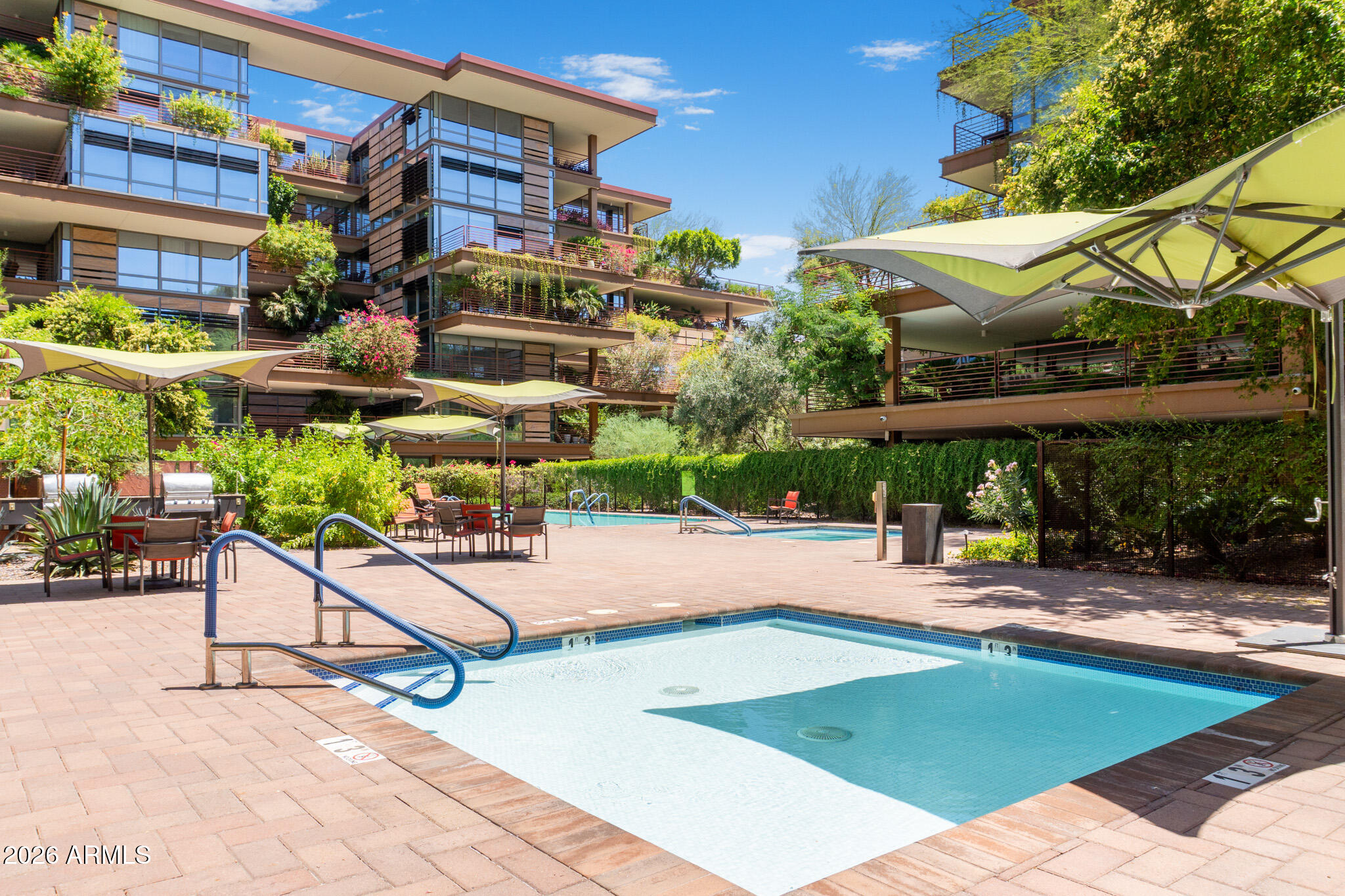 7147 E RANCHO VISTA Drive 6002