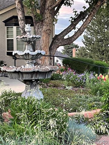2155 E Nichols Drive