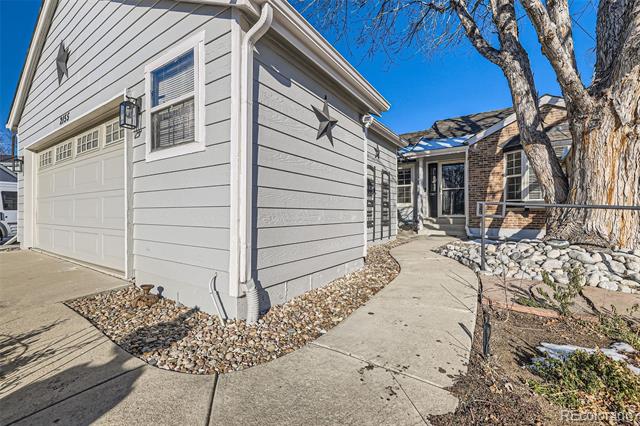 2155 E Nichols Drive