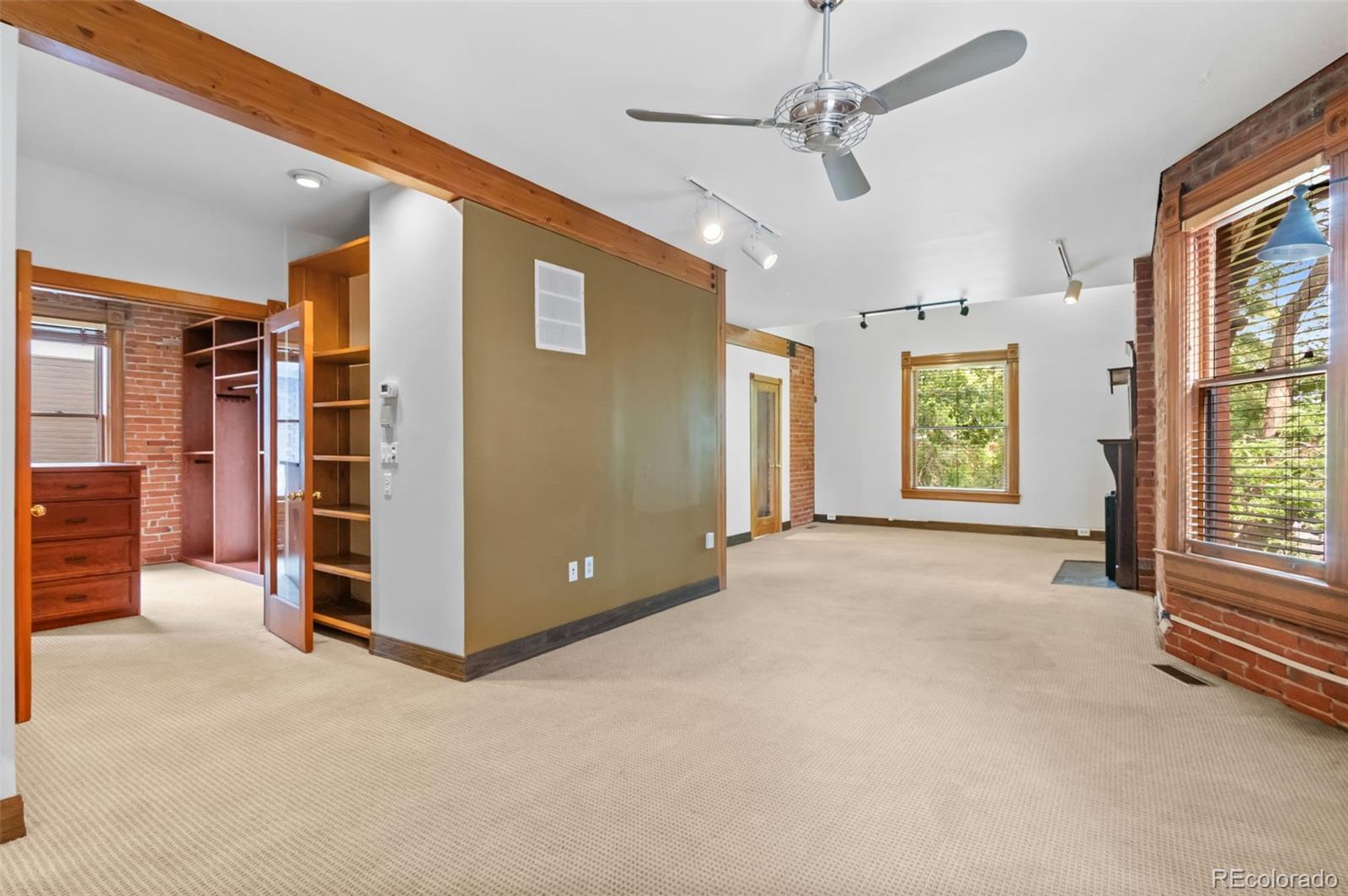 1629 N Downing Street