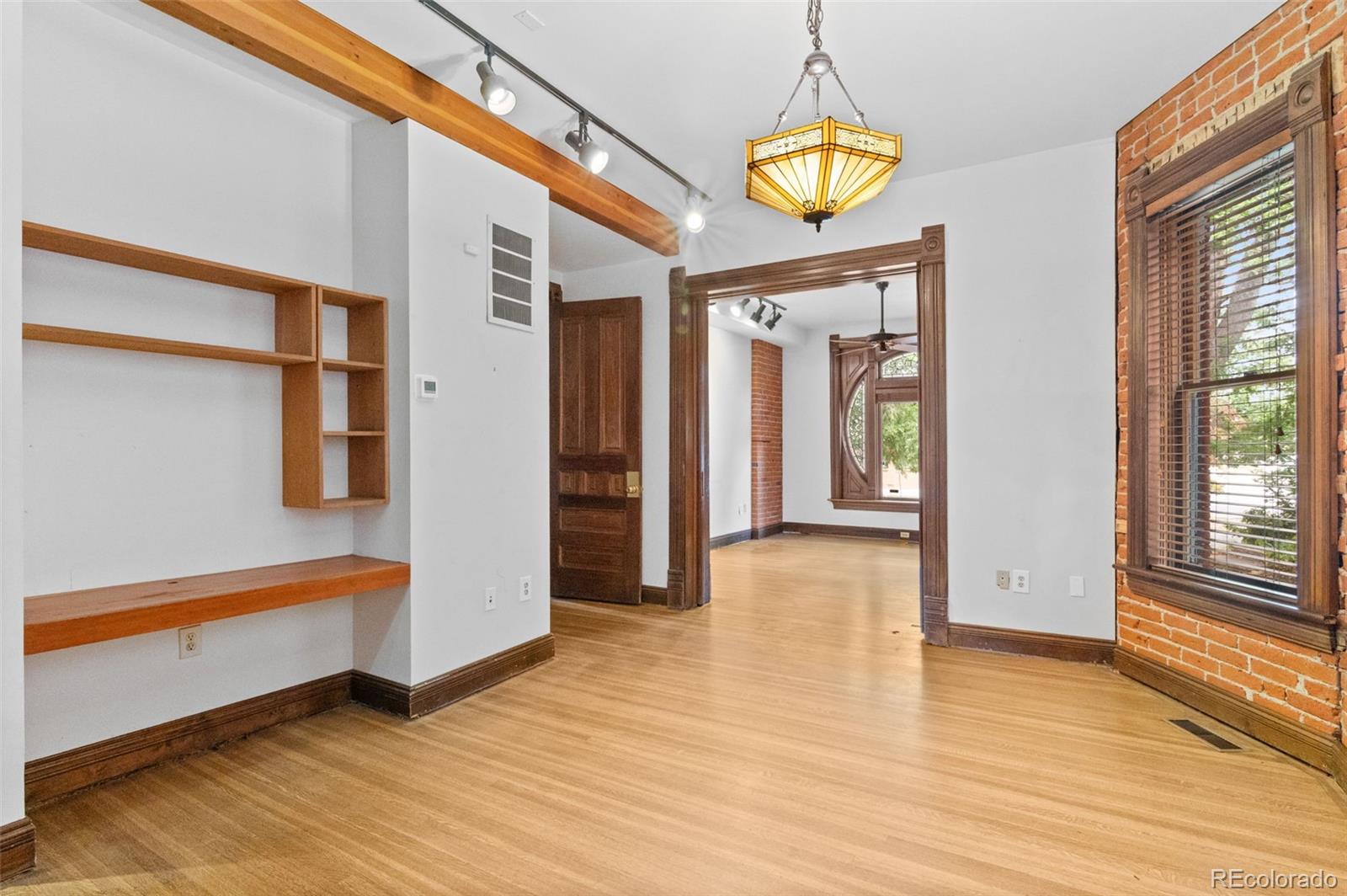 1629 N Downing Street