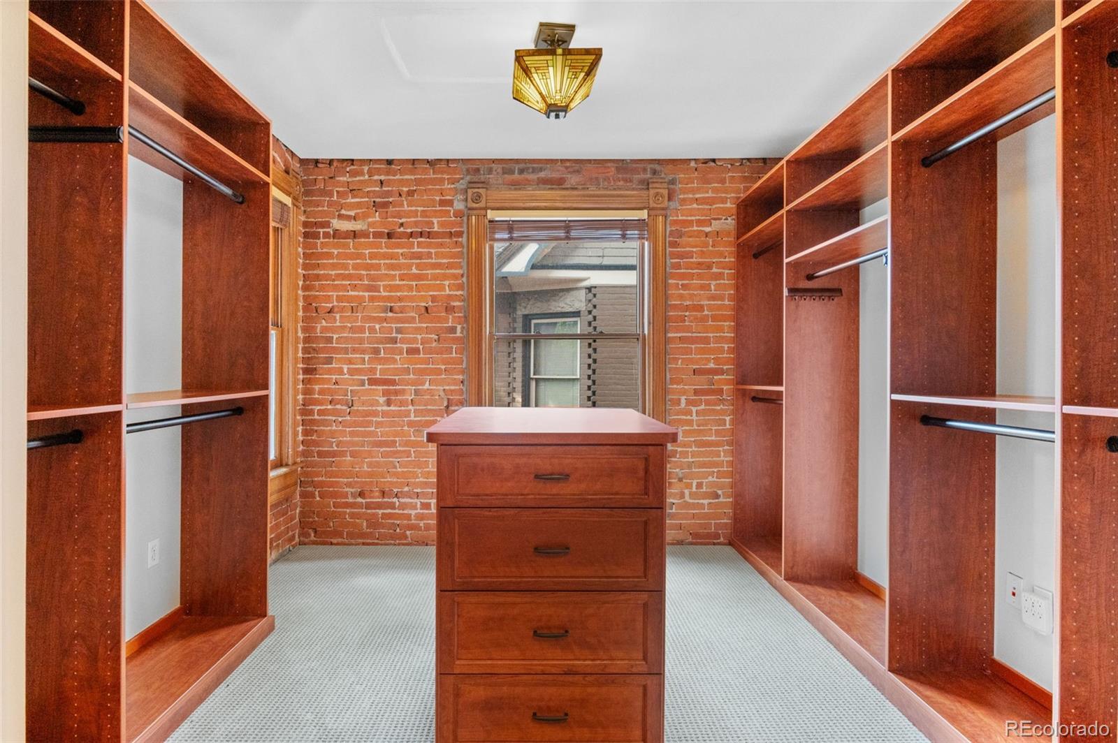 1629 N Downing Street